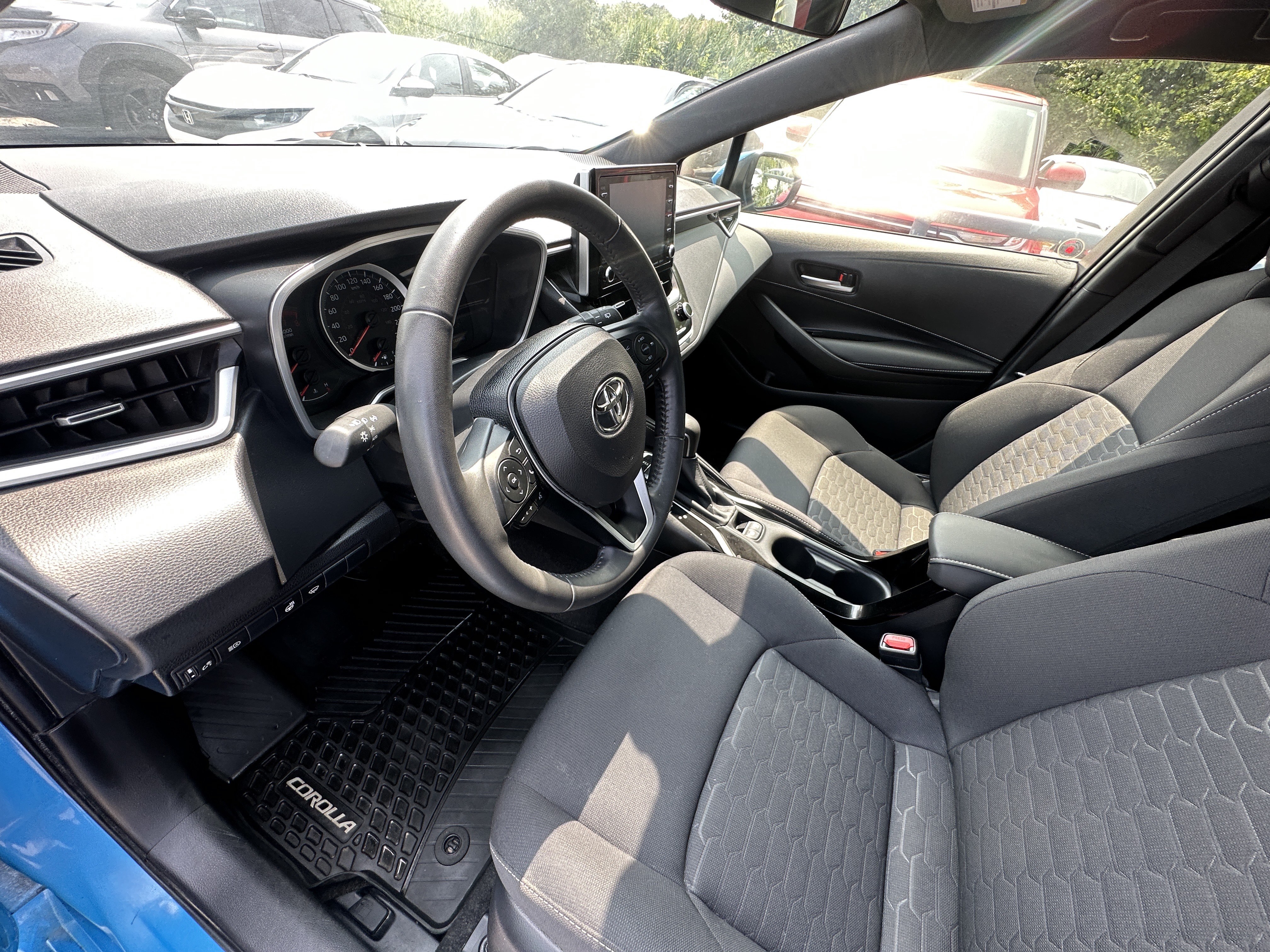 /hakimautosale/2020-Toyota-CorollaHatchback-46044461370407164.jpg