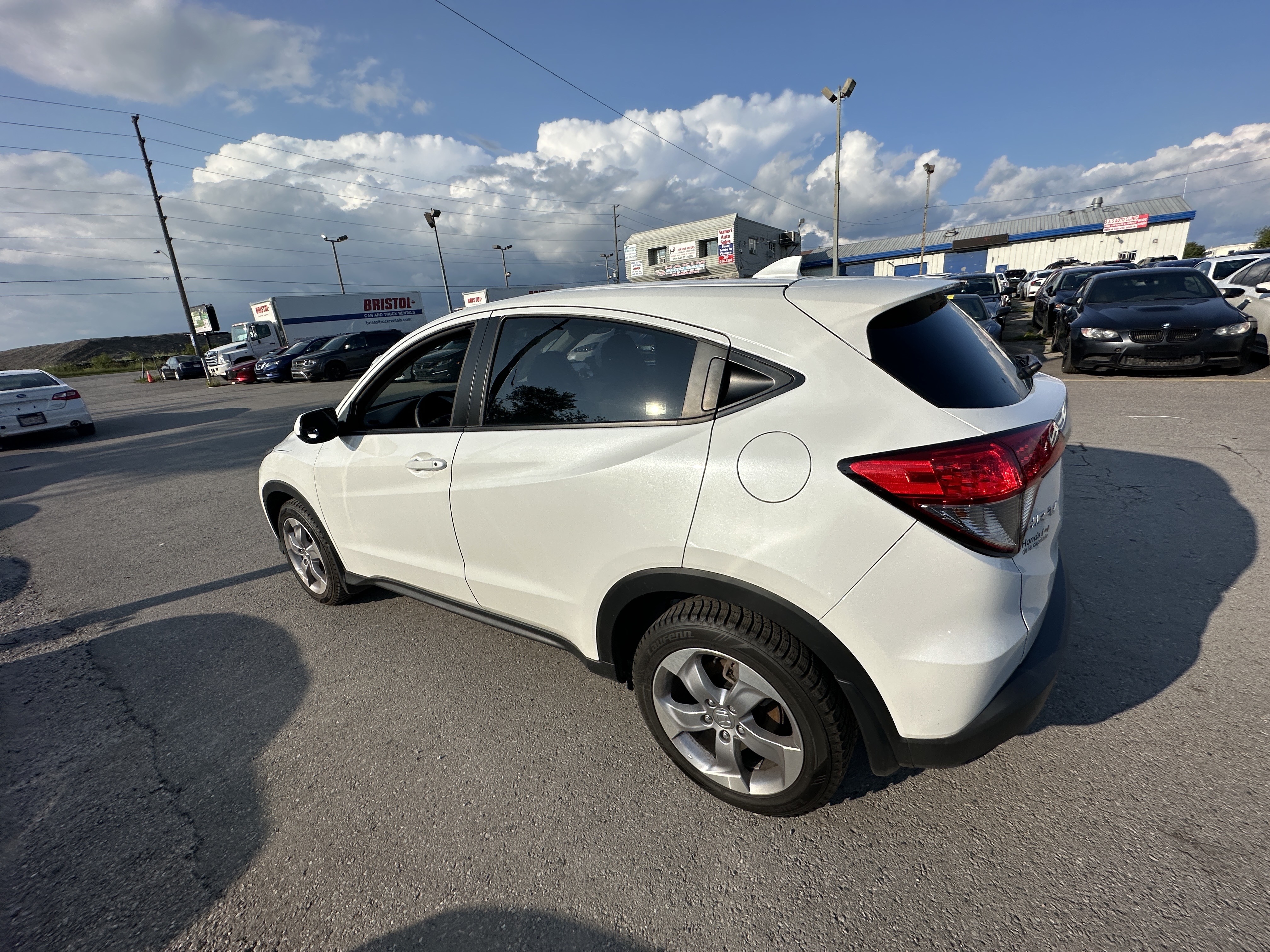 /hakimautosale/2021-Honda-HR-V-13942823676475102.jpg