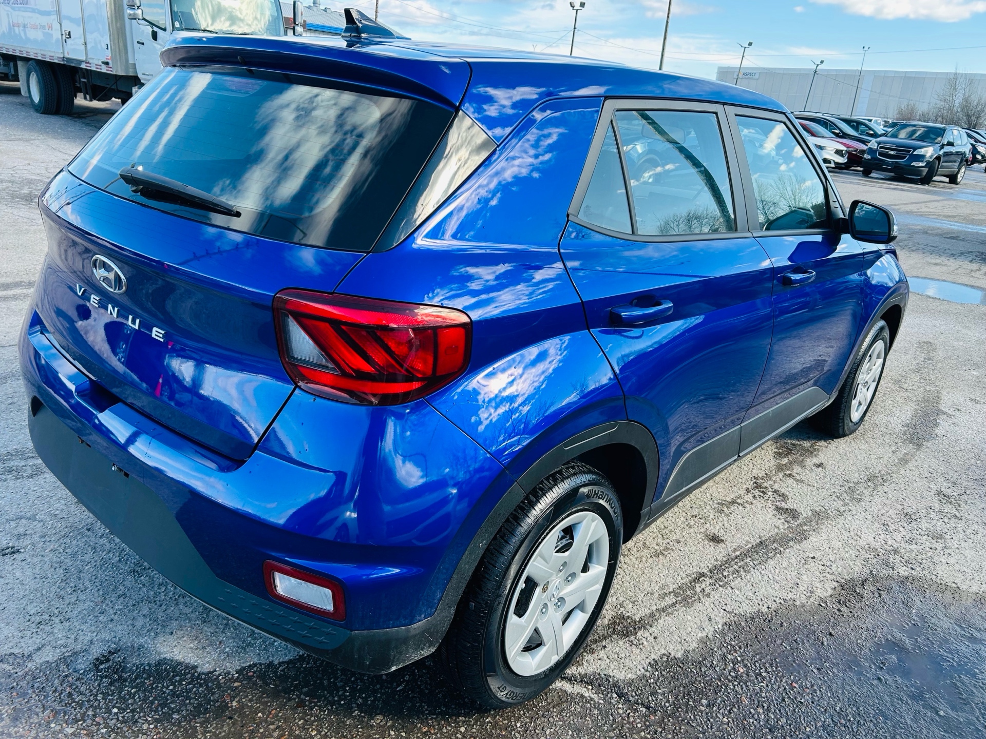/hakimautosale/2021-Hyundai-Venue-23808085565877302.jpg