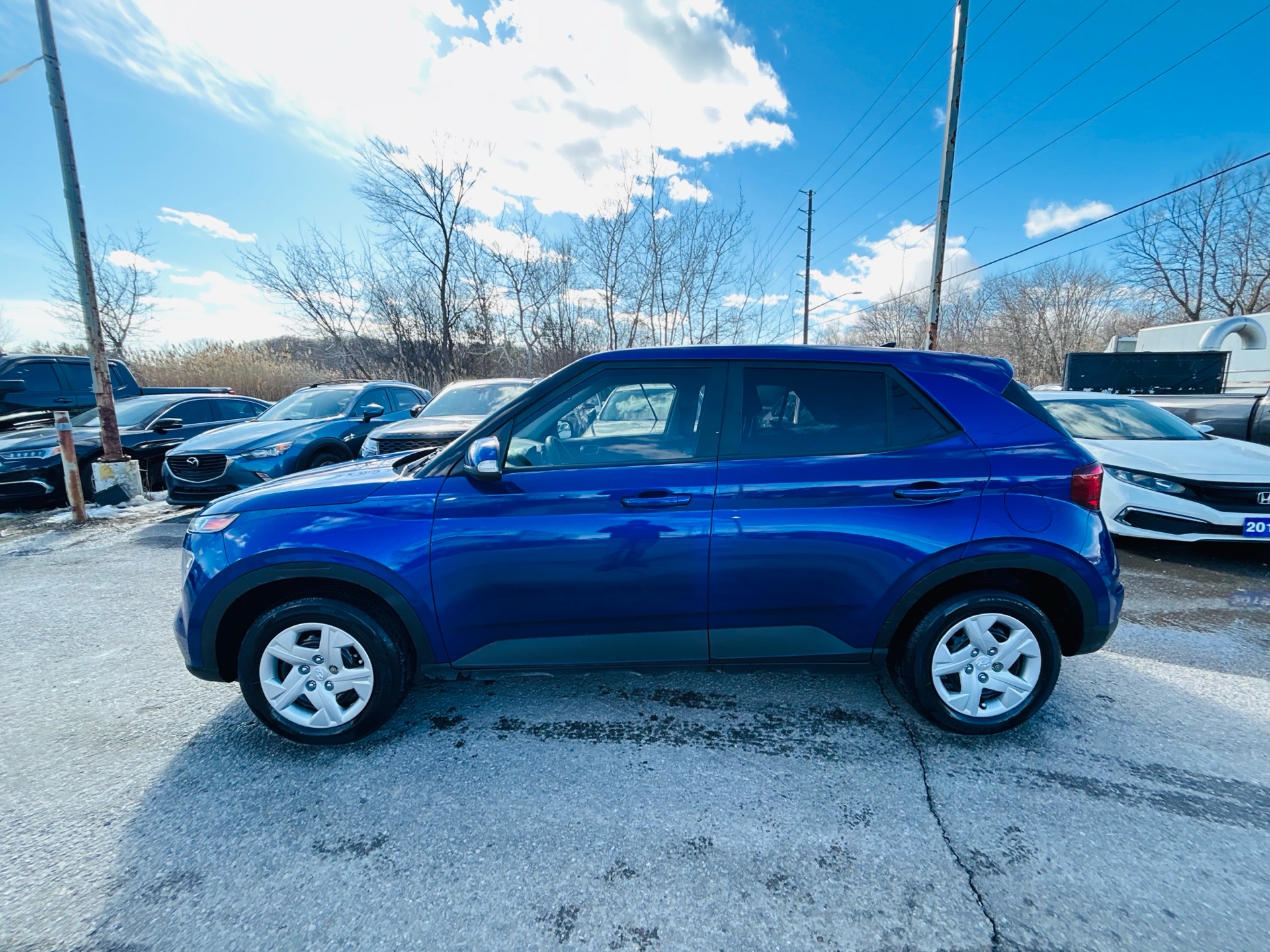 /hakimautosale/2021-Hyundai-Venue-2646787204576959.jpg