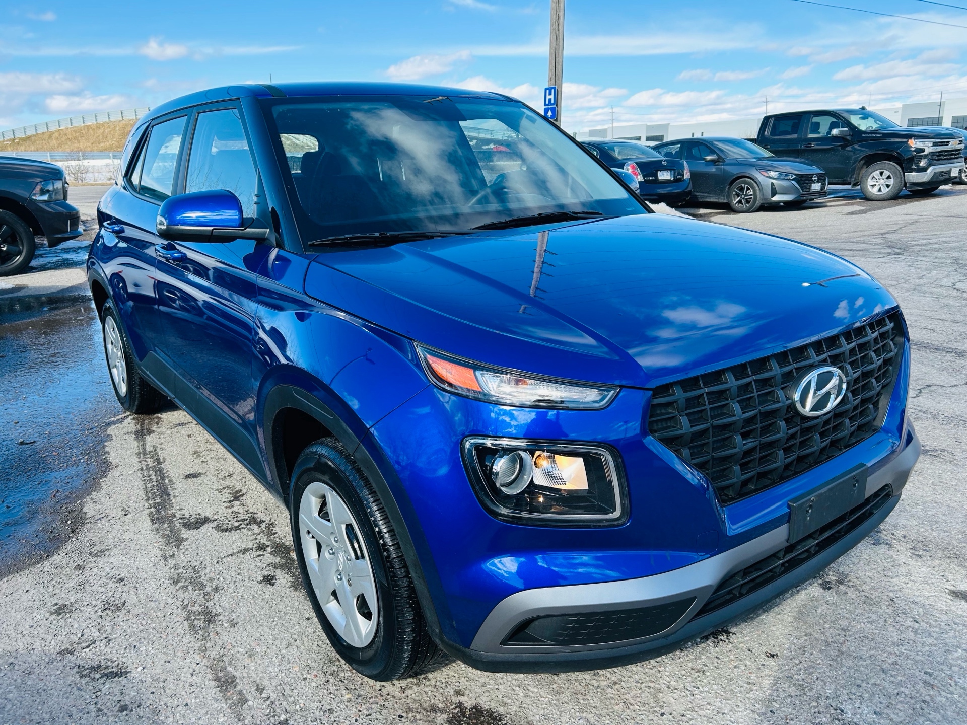 /hakimautosale/2021-Hyundai-Venue-31236177146578625.jpg
