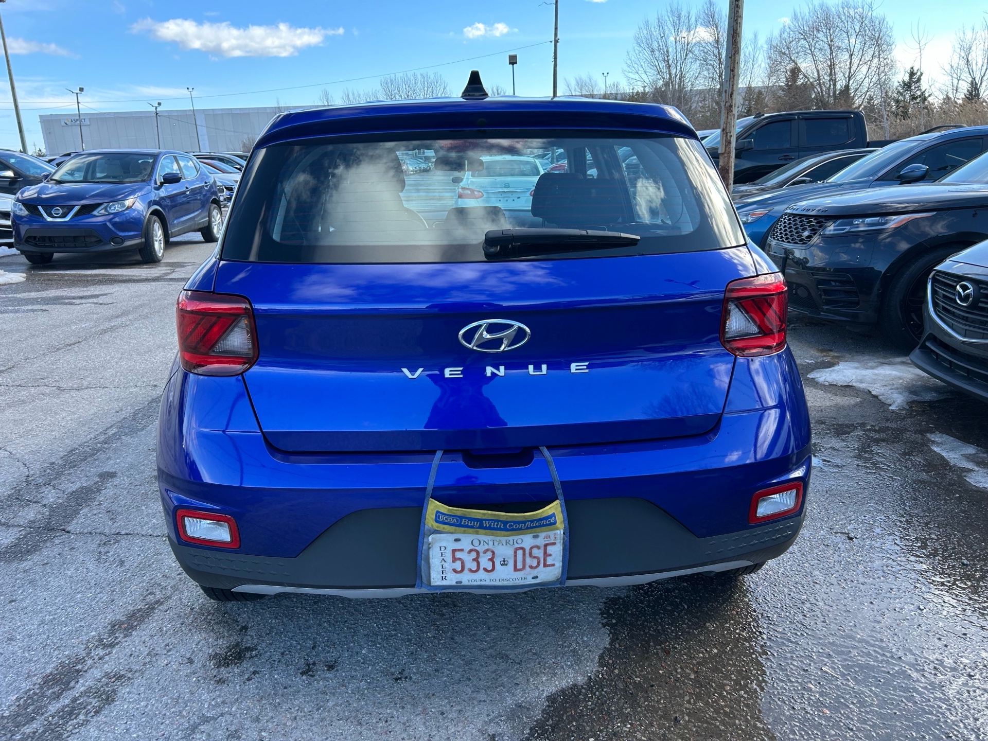/hakimautosale/2021-Hyundai-Venue-4113643421472519.jpg