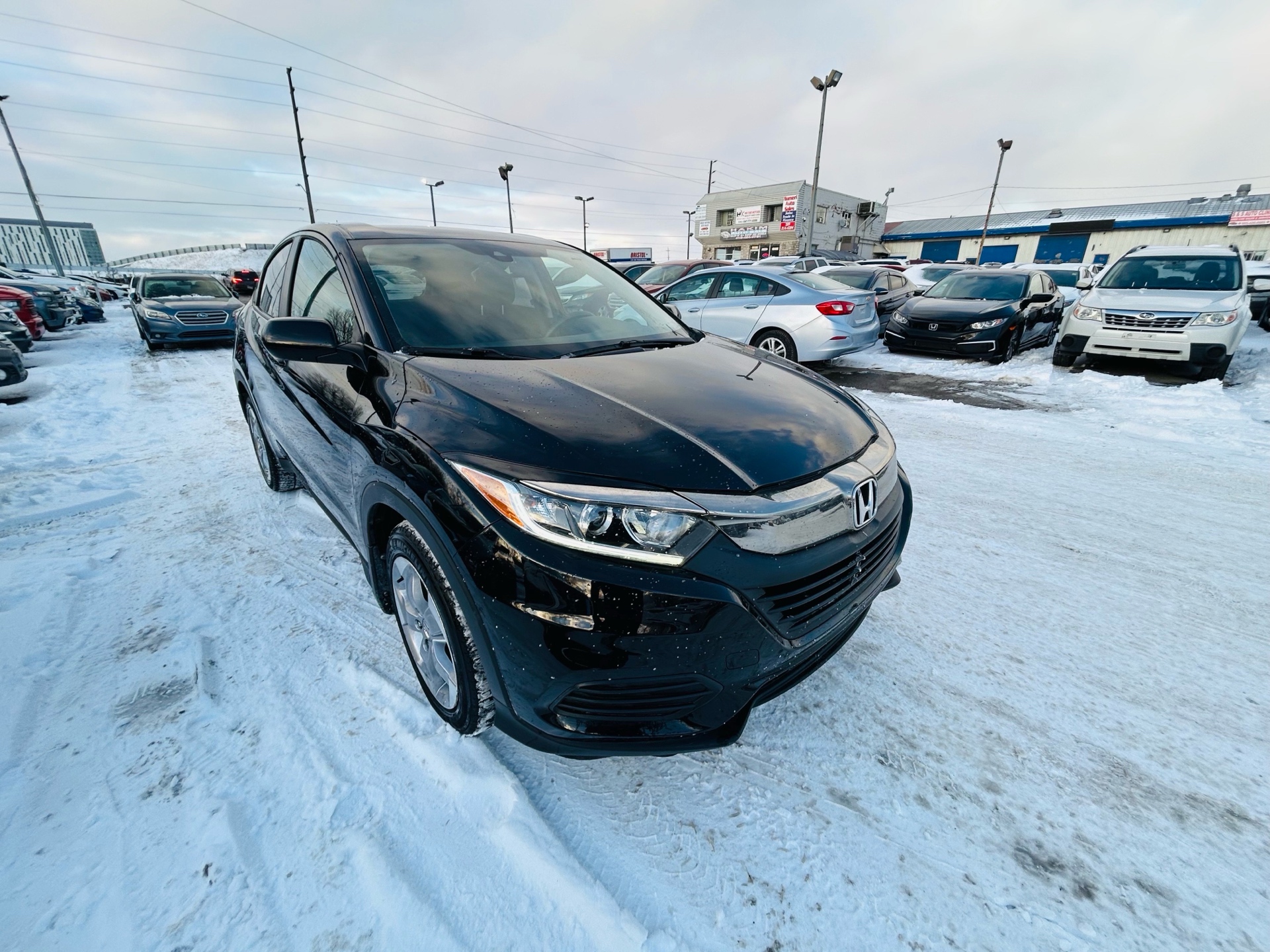 /hakimautosale/2022-Honda-HR-V-010243017725769965.jpg