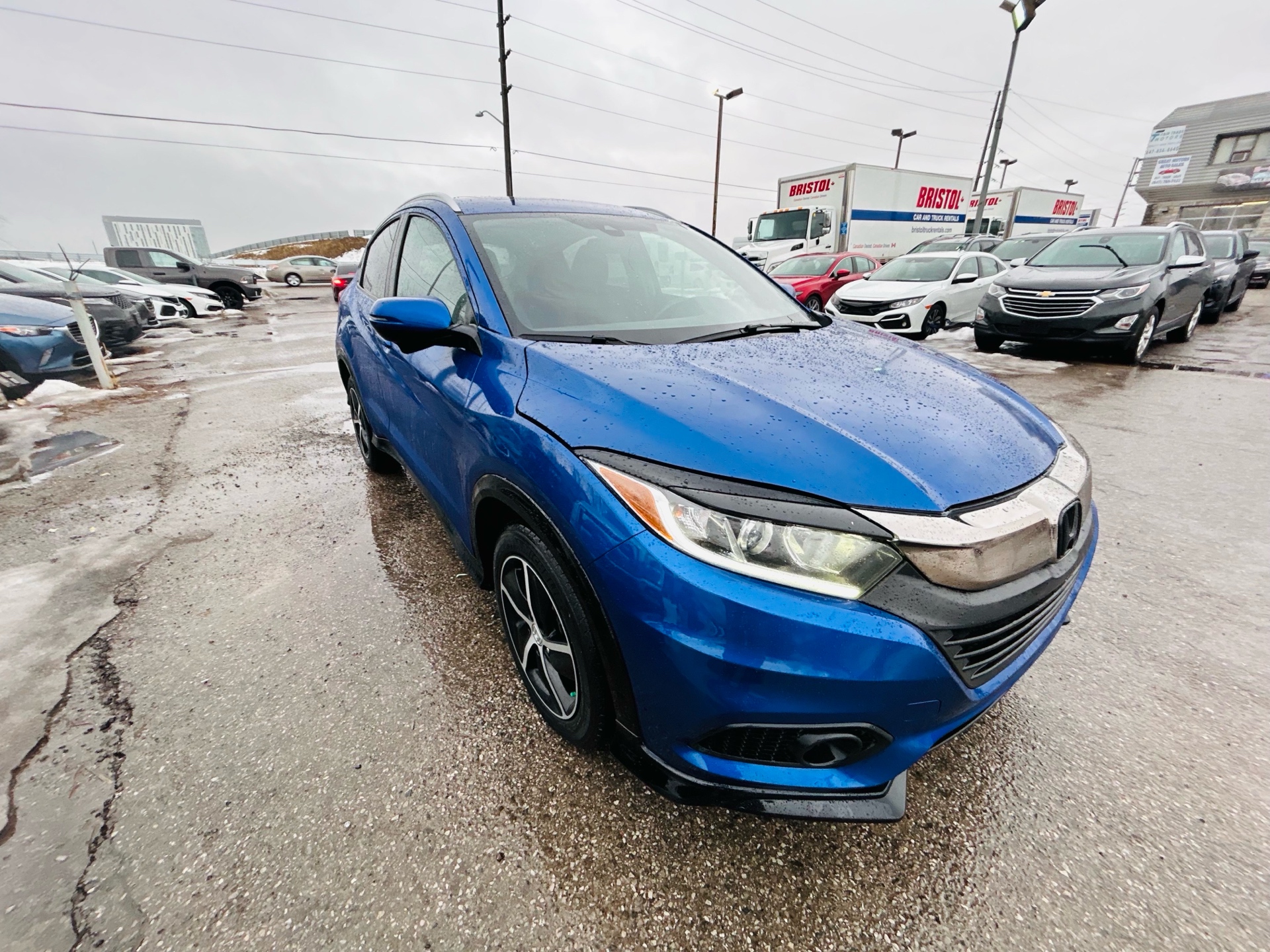 /hakimautosale/2022-Honda-HR-V-01618325051790892.jpg