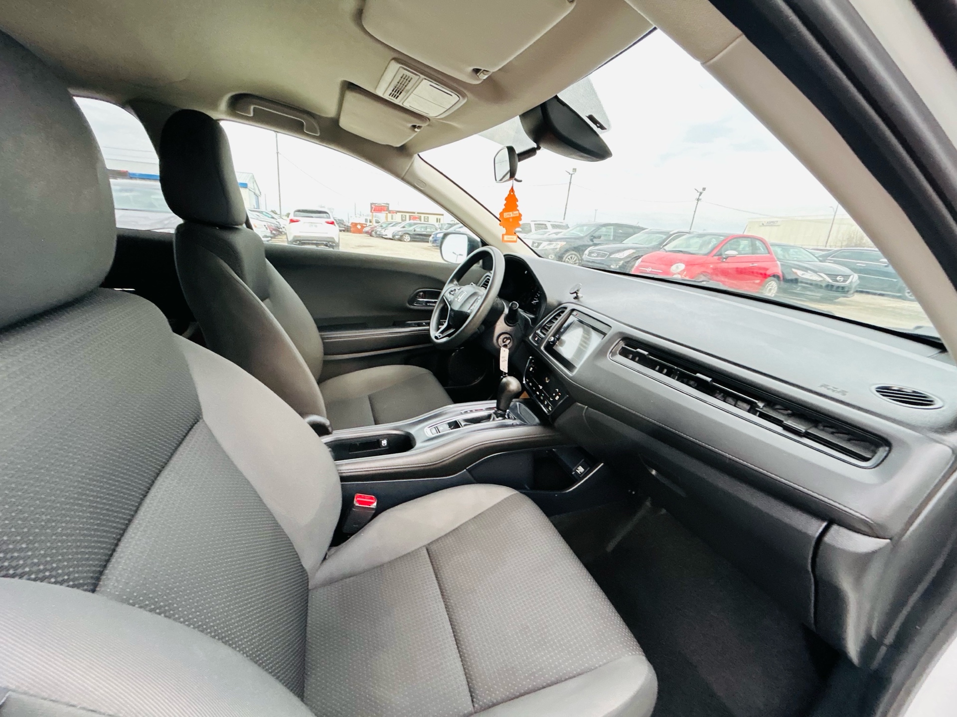 /hakimautosale/2022-Honda-HR-V-023580681667807246.jpg