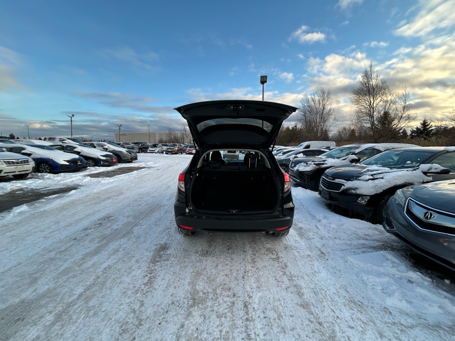/hakimautosale/2022-Honda-HR-V-10118912098539812.jpg
