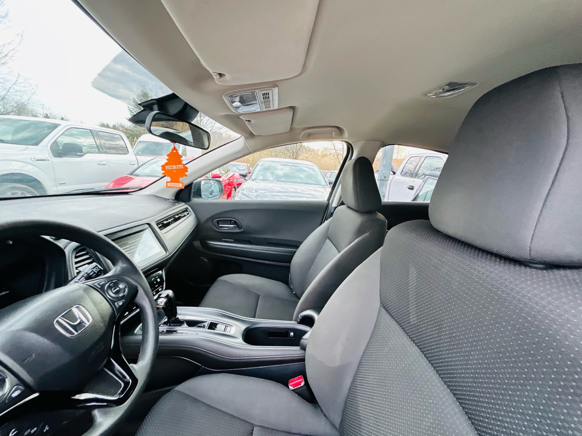 /hakimautosale/2022-Honda-HR-V-14776191337014732.jpg