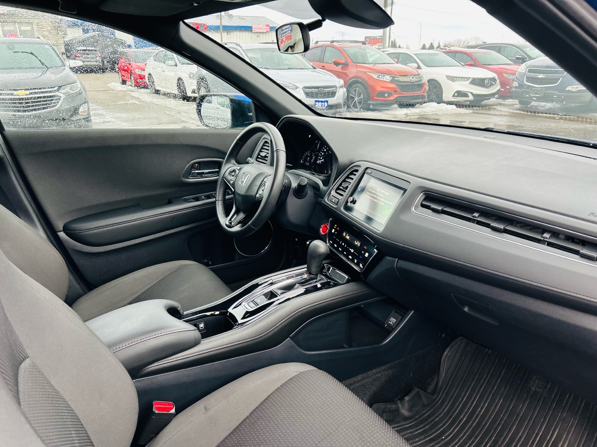 /hakimautosale/2022-Honda-HR-V-17180363094296602.jpg