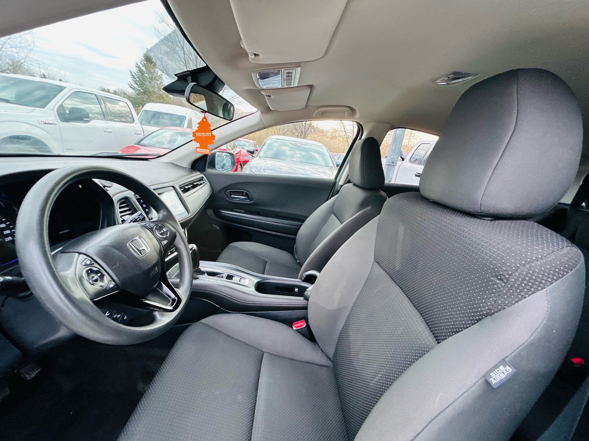 /hakimautosale/2022-Honda-HR-V-24799692942308282.jpg