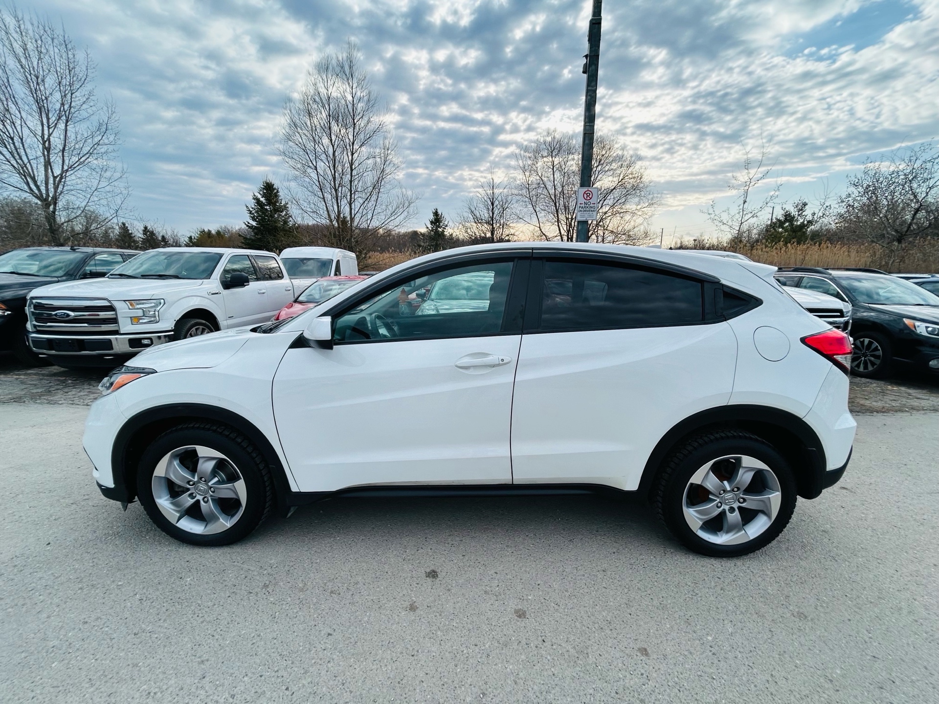 /hakimautosale/2022-Honda-HR-V-2563565181390828.jpg