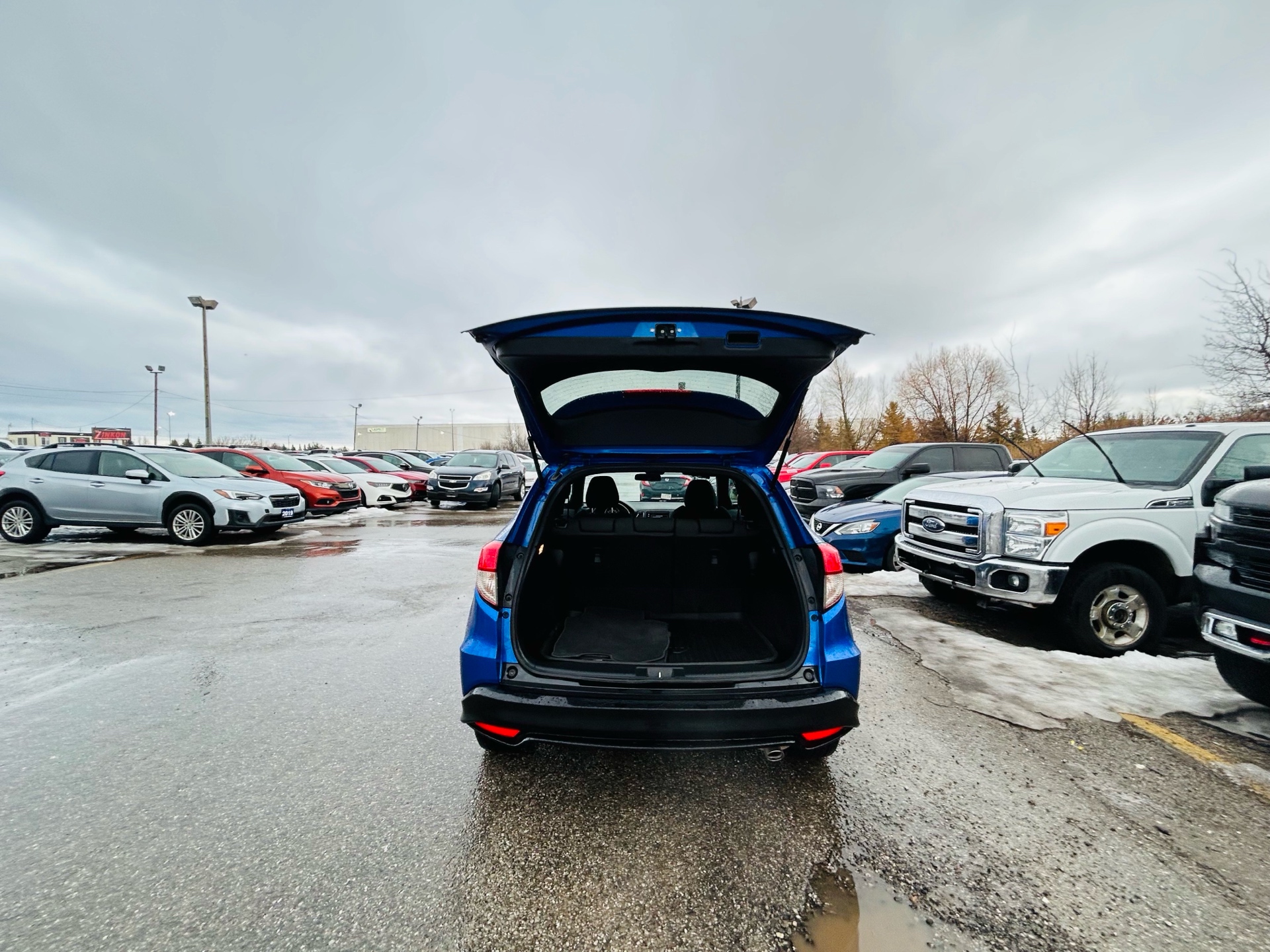 /hakimautosale/2022-Honda-HR-V-3050704412849403.jpg