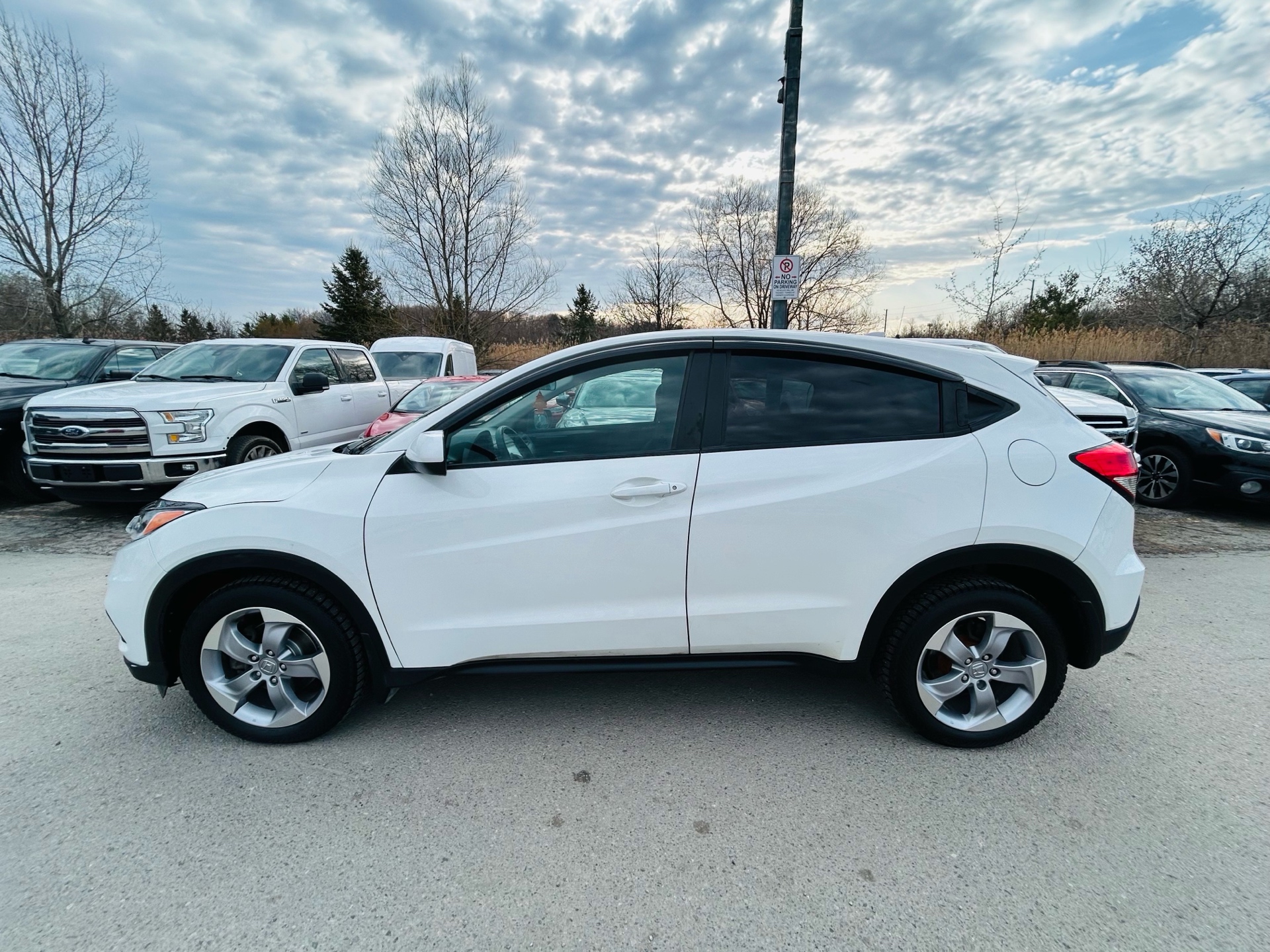 /hakimautosale/2022-Honda-HR-V-7121667383642216.jpg