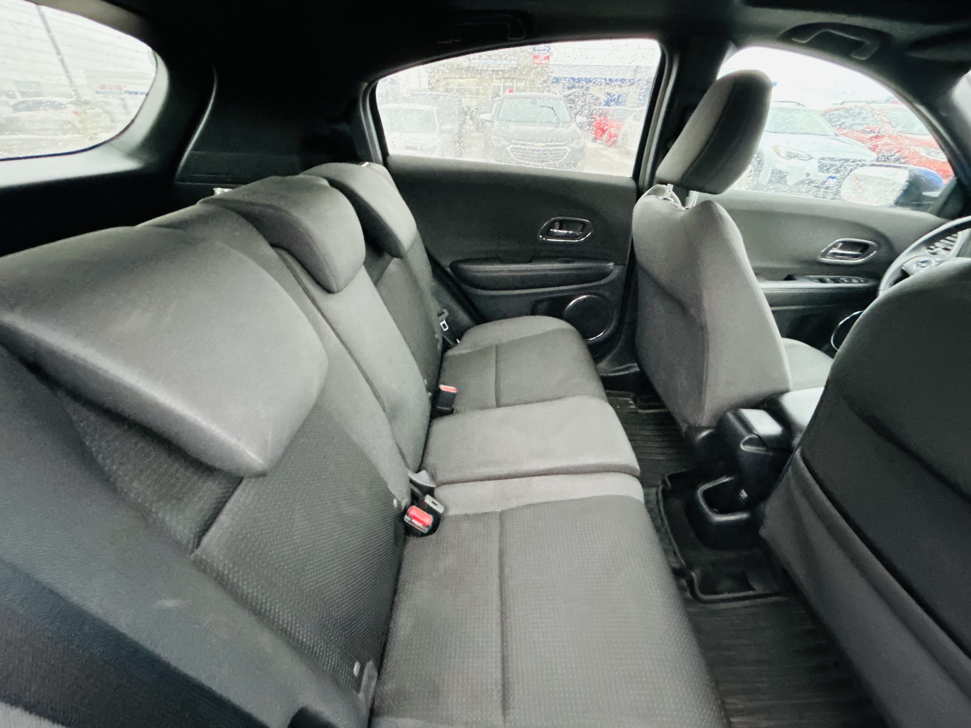 /hakimautosale/2022-Honda-HR-V-8547063305039808.jpg