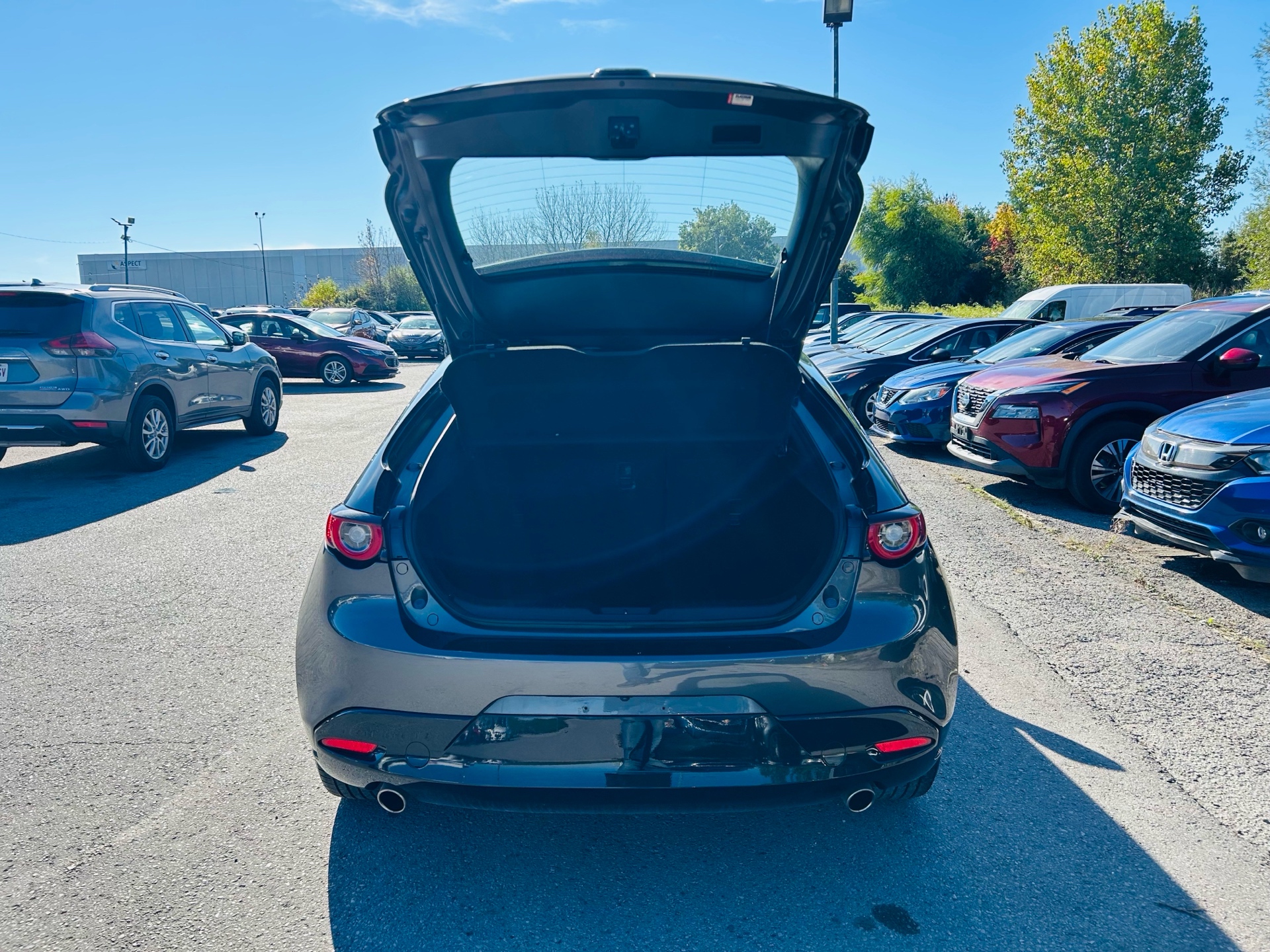/hakimautosale/2022-Mazda-Mazda3Sport-5481730390583204.jpg