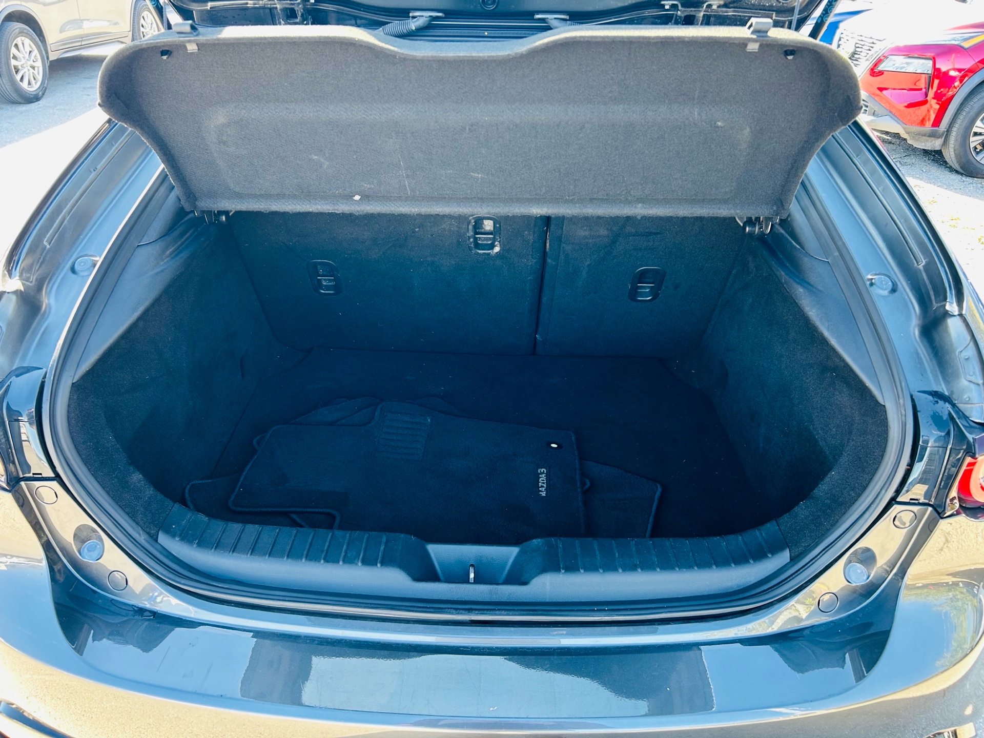 /hakimautosale/2022-Mazda-Mazda3Sport-6081337724007259.jpg