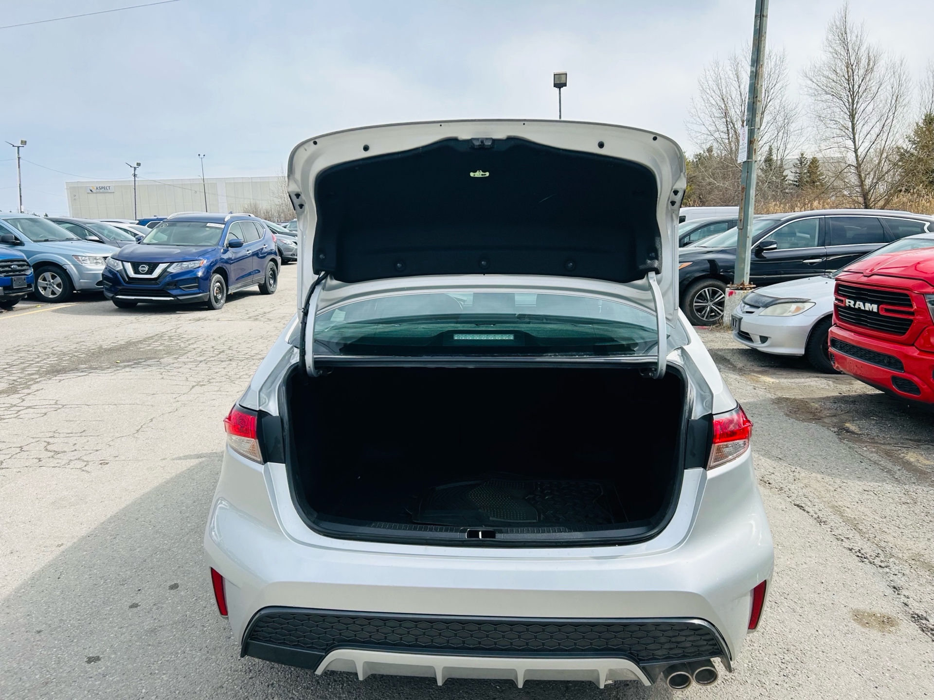 /hakimautosale/2022-Toyota-Corolla-7955002360991379.jpg
