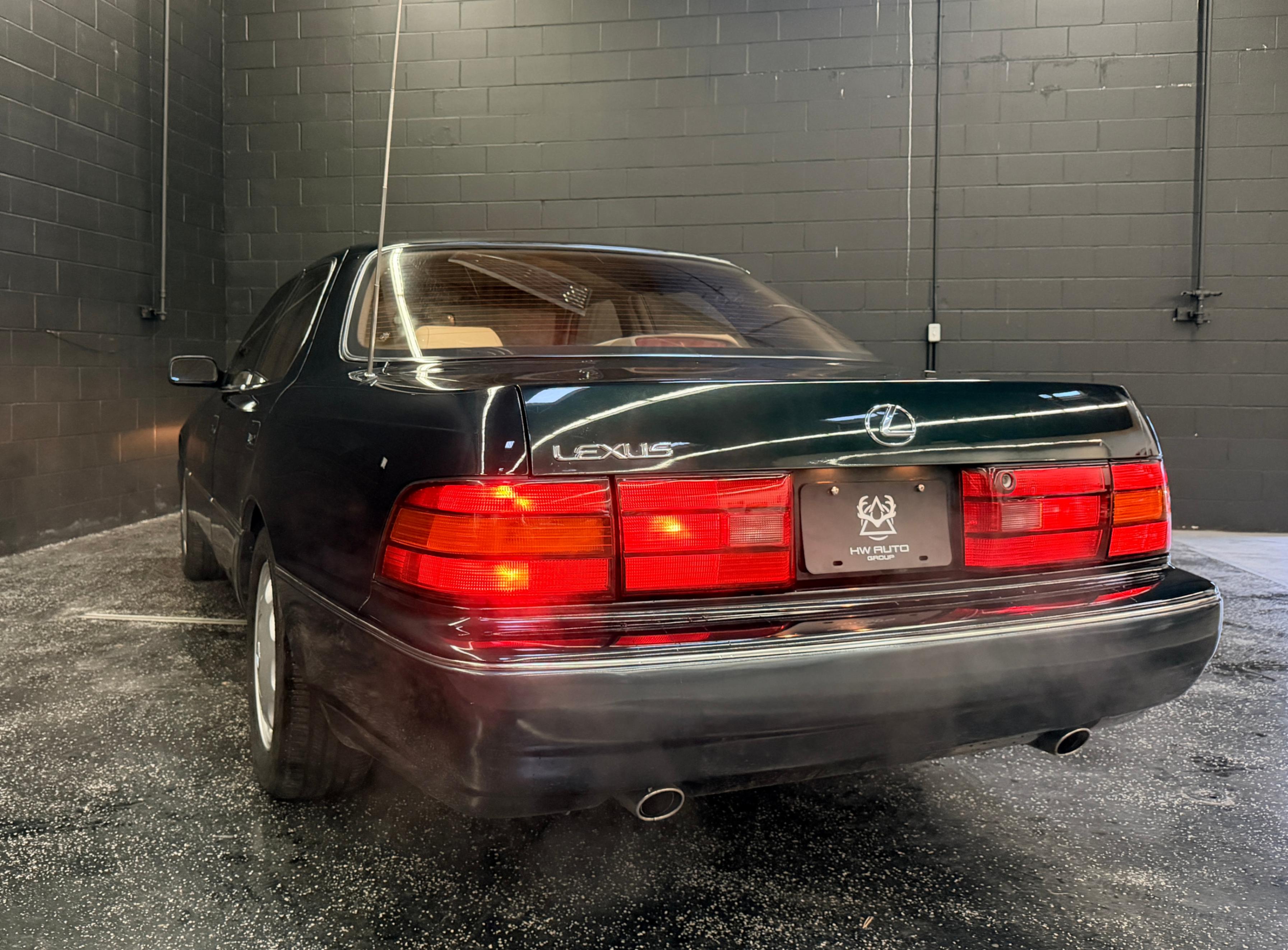 /hcwenterprisecorporation/1993-Lexus-LS-006674162323763166.jpg