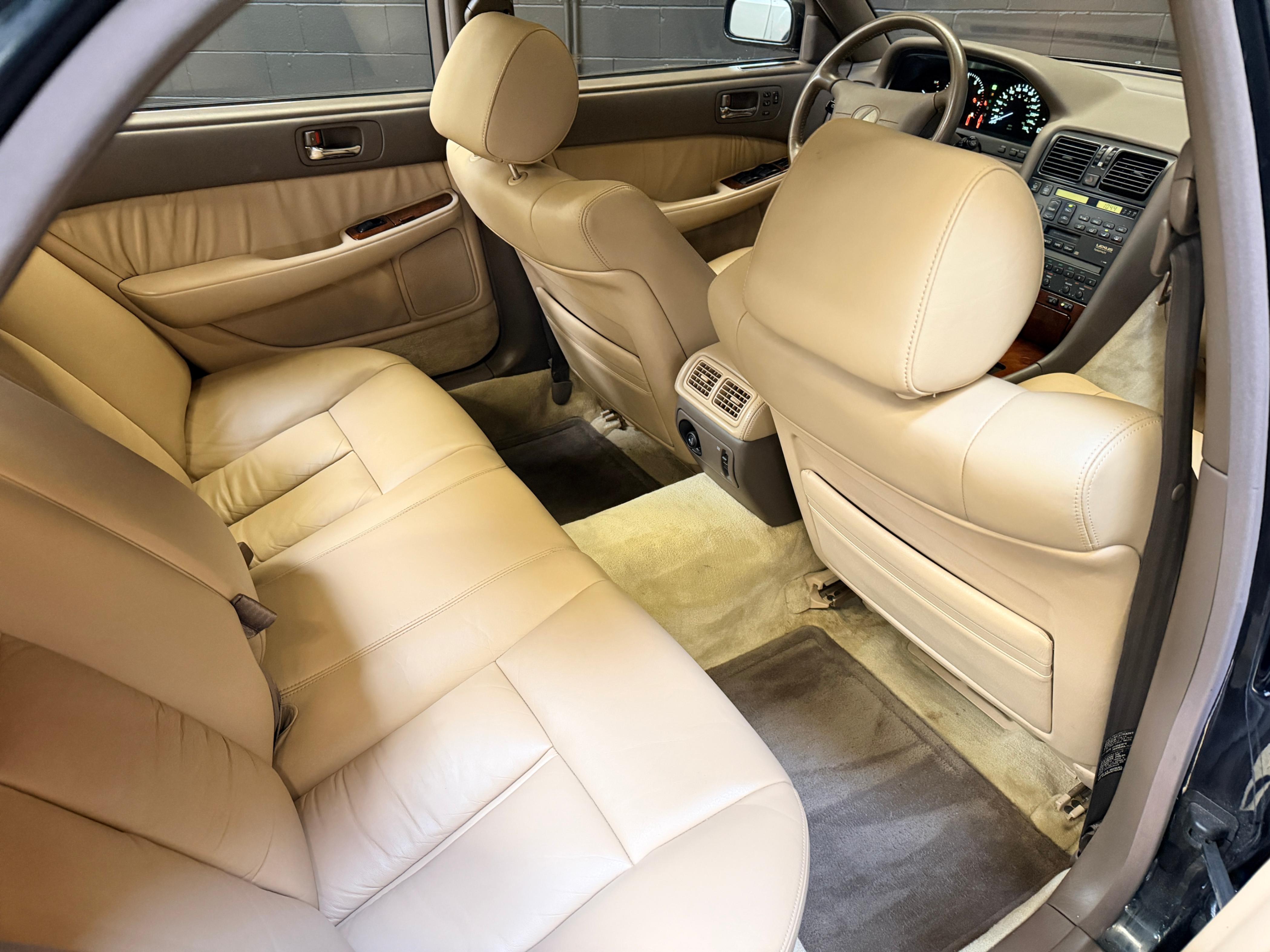 /hcwenterprisecorporation/1993-Lexus-LS-024751363618847222.jpg