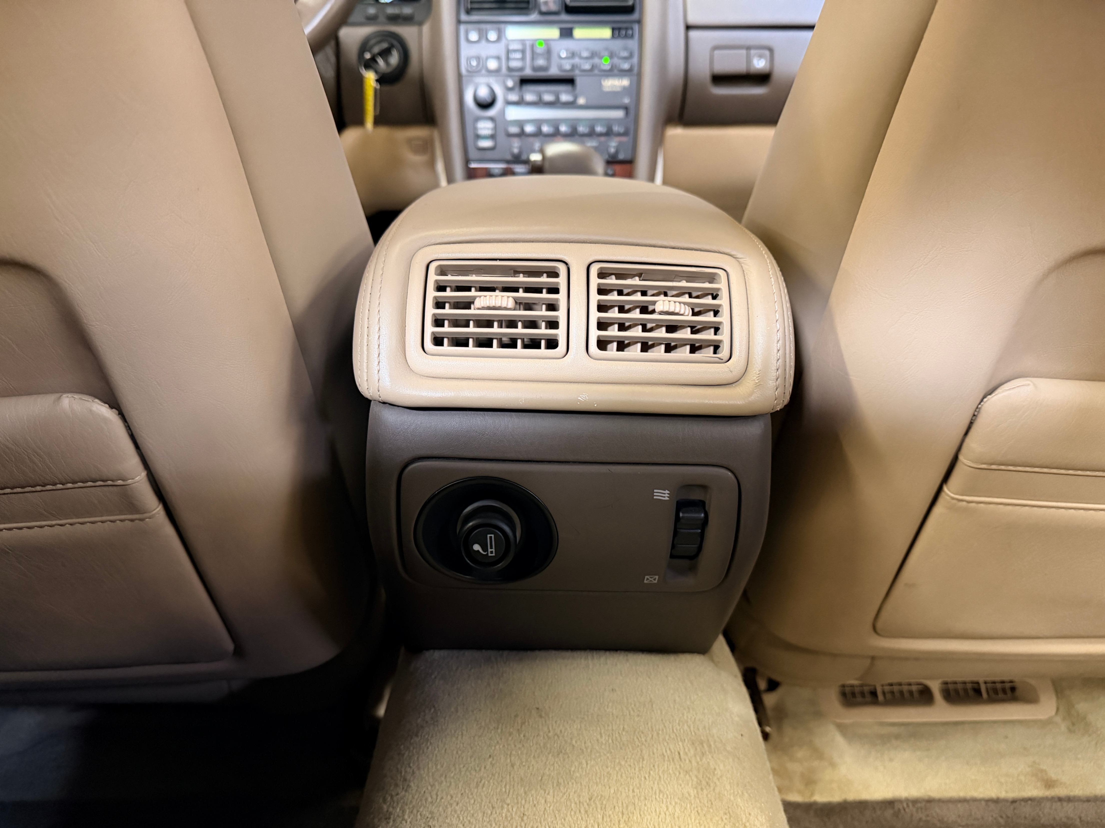 /hcwenterprisecorporation/1993-Lexus-LS-1522119635045751.jpg