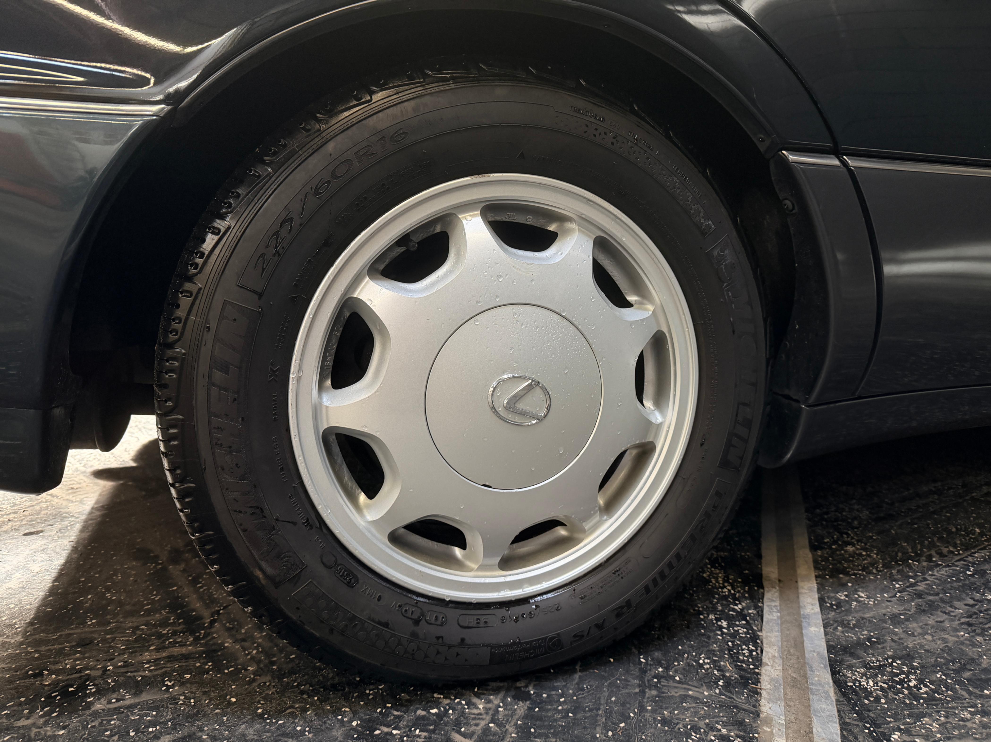 /hcwenterprisecorporation/1993-Lexus-LS-18283416029506183.jpg