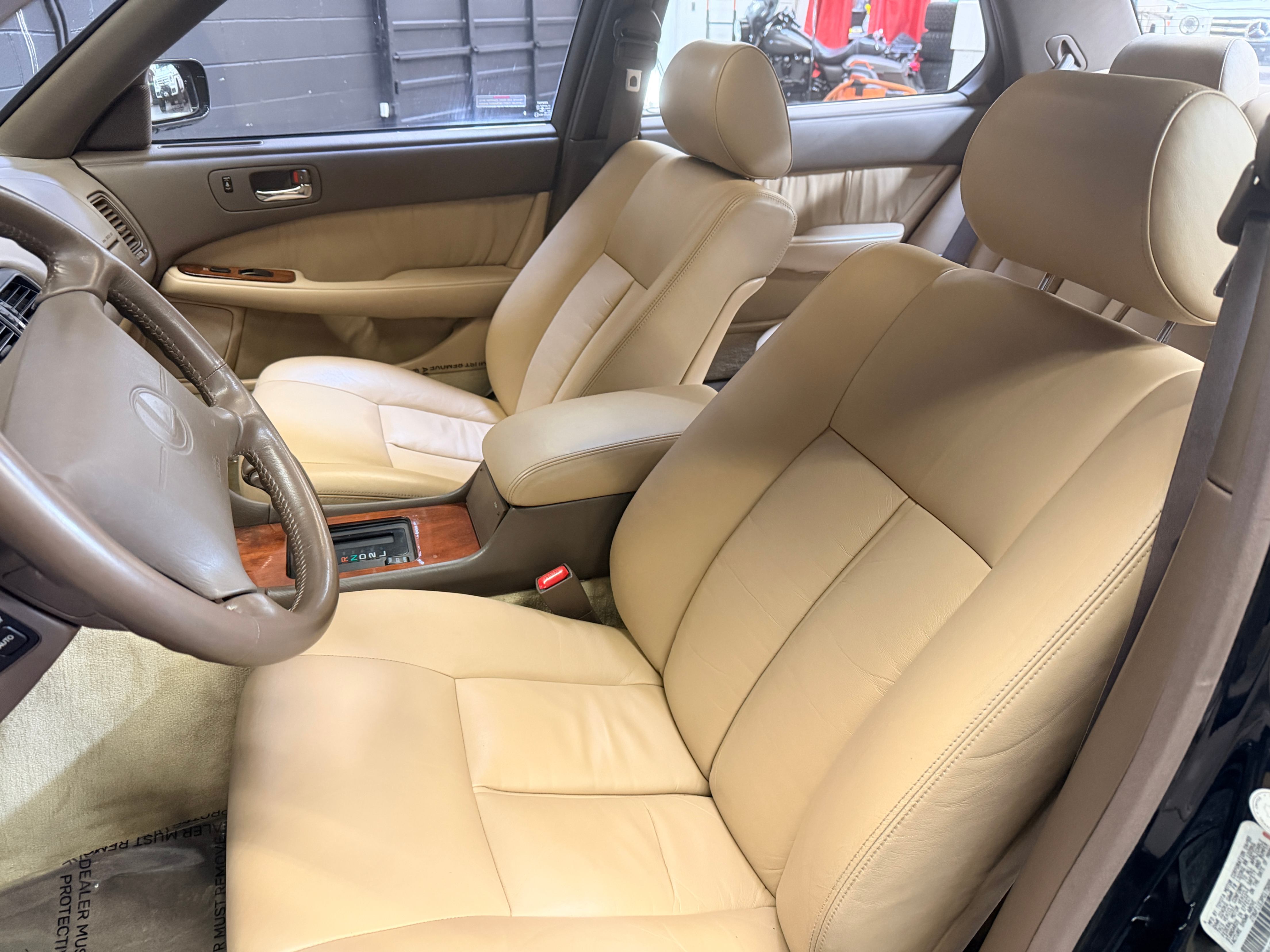 /hcwenterprisecorporation/1993-Lexus-LS-36763322311135616.jpg