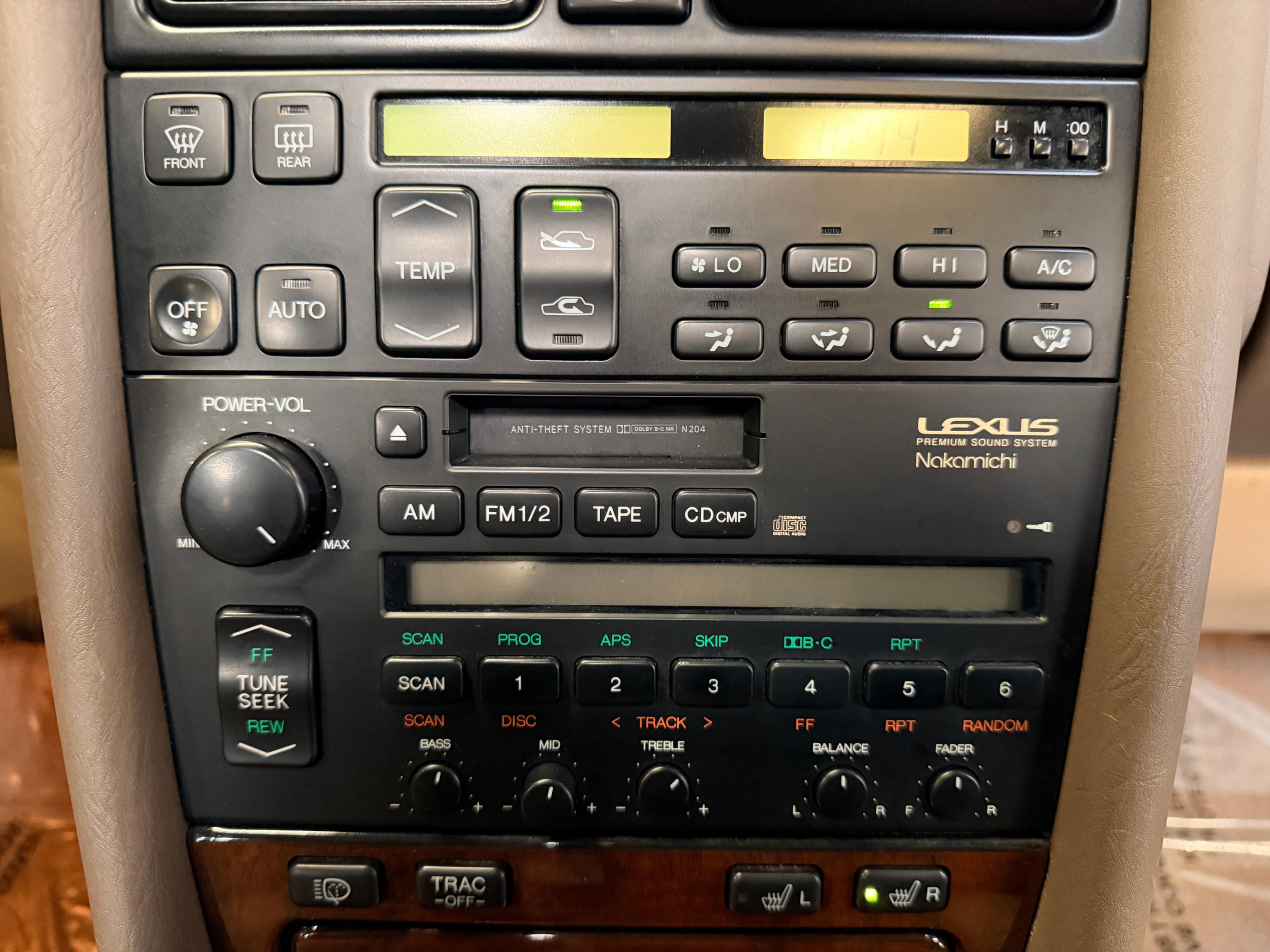 /hcwenterprisecorporation/1993-Lexus-LS-5634764395367171.jpg