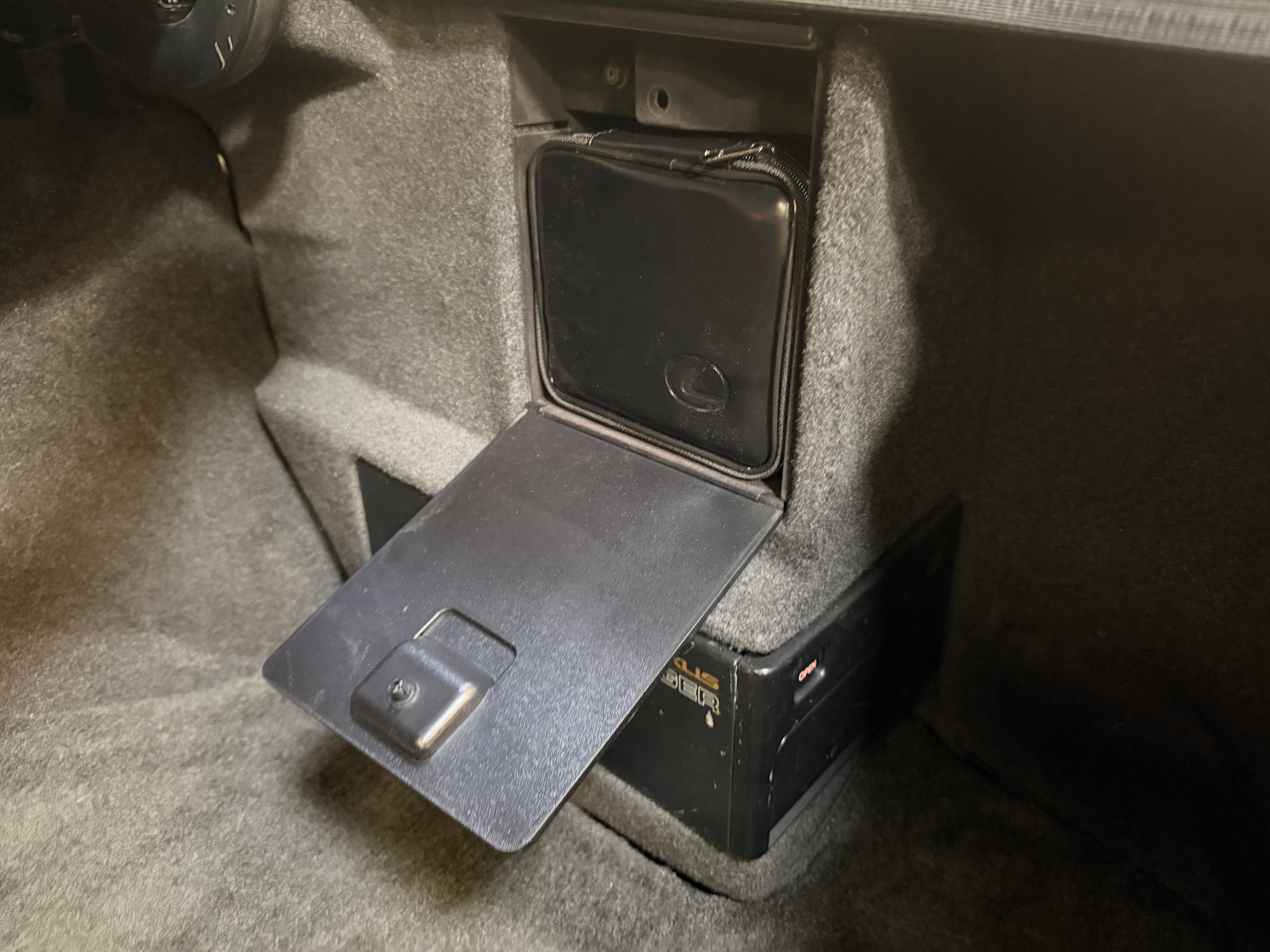 /hcwenterprisecorporation/1993-Lexus-LS-9362409411162034.jpg
