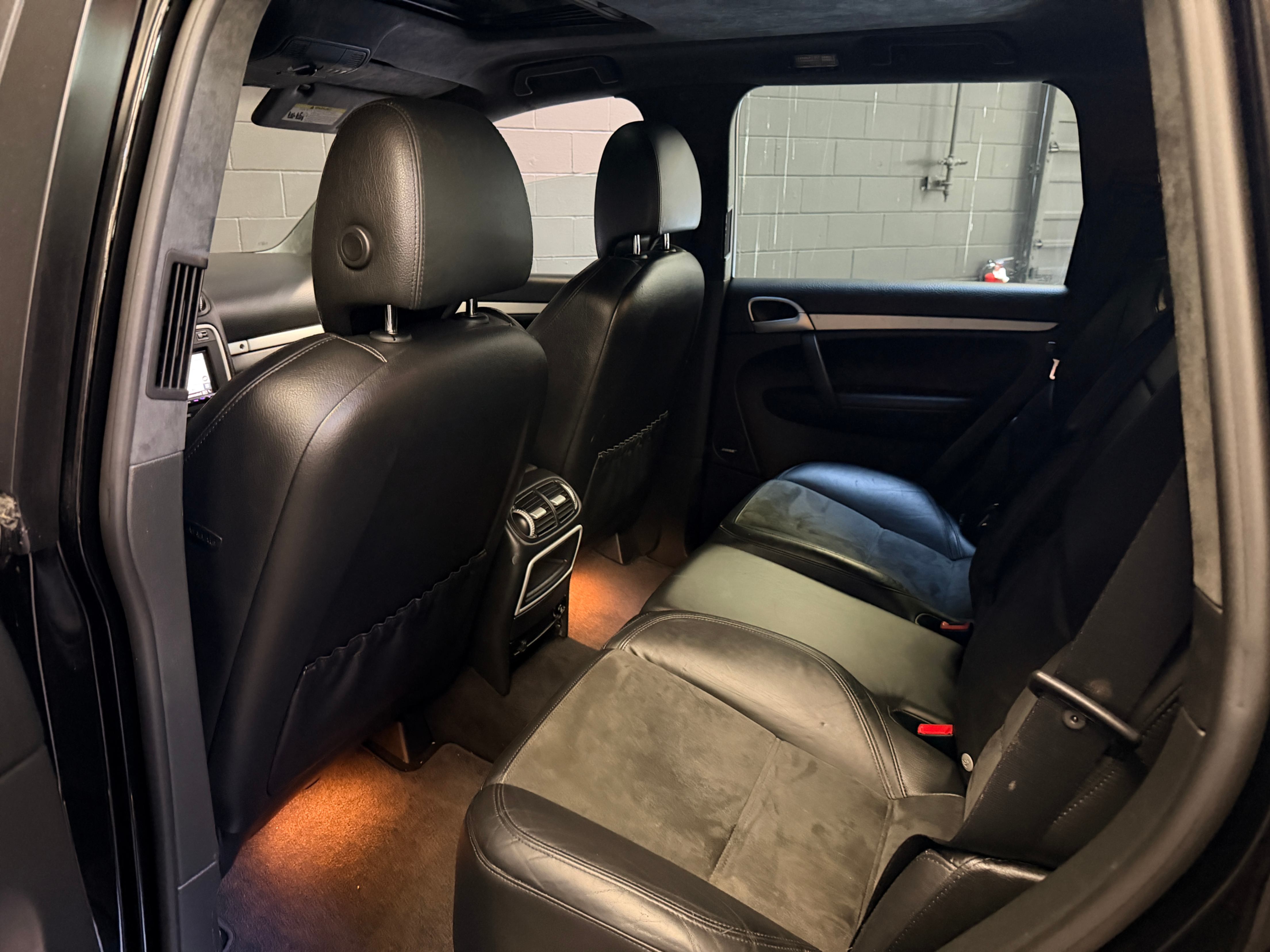 /hcwenterprisecorporation/2008-Porsche-Cayenne-33353455249914243.jpg