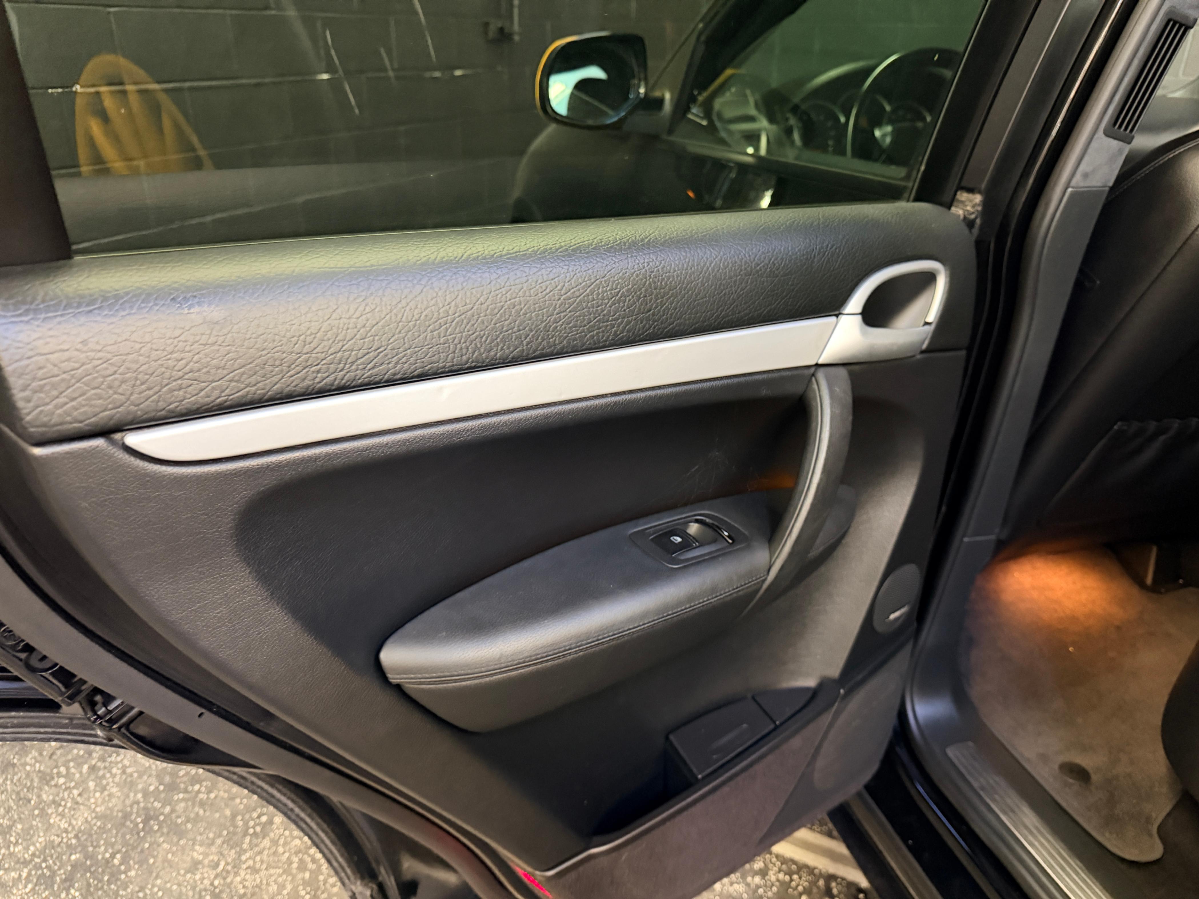 /hcwenterprisecorporation/2008-Porsche-Cayenne-4824746547590659.jpg