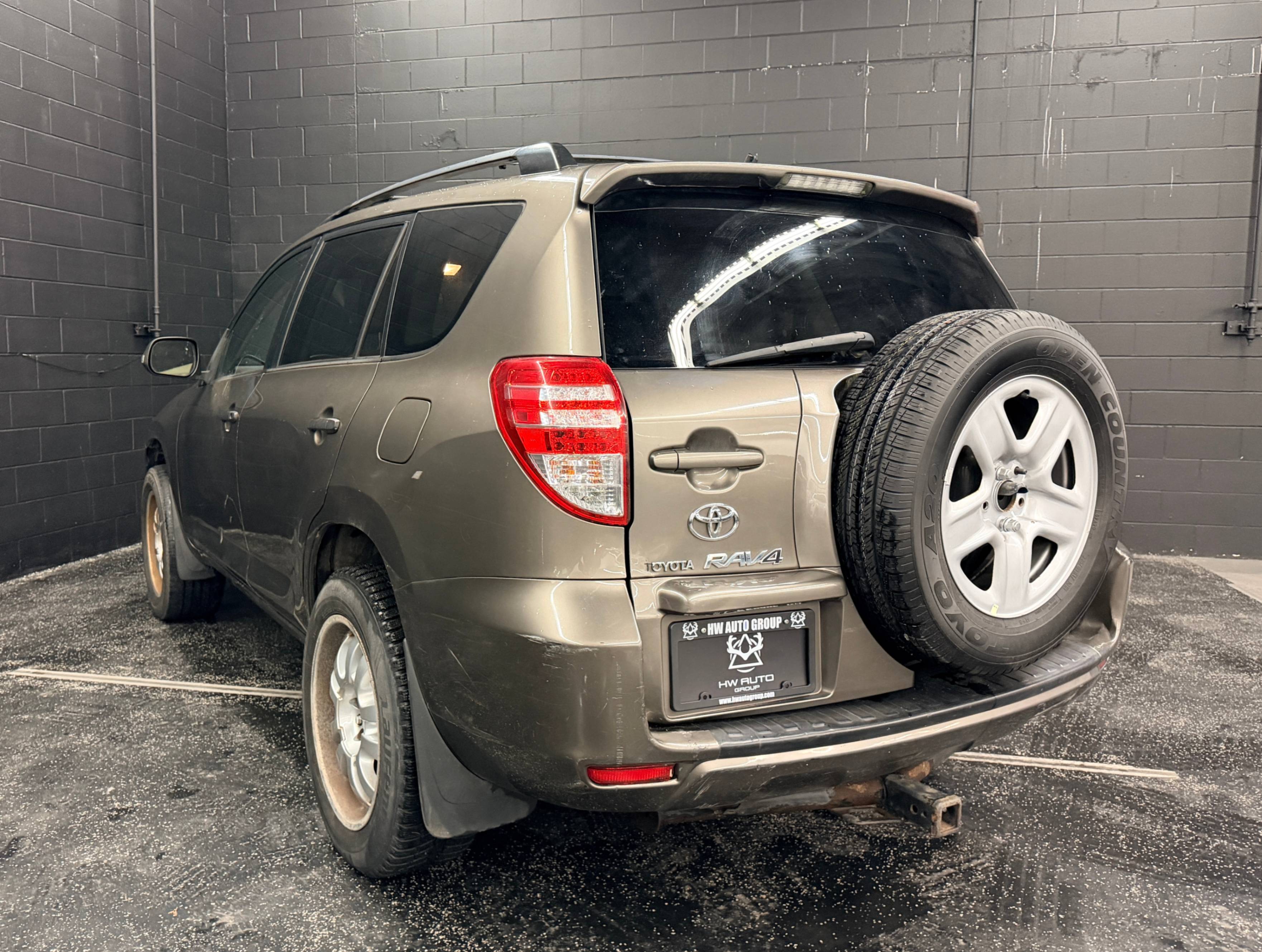 /hcwenterprisecorporation/2009-Toyota-RAV4-05221305708990509.jpg
