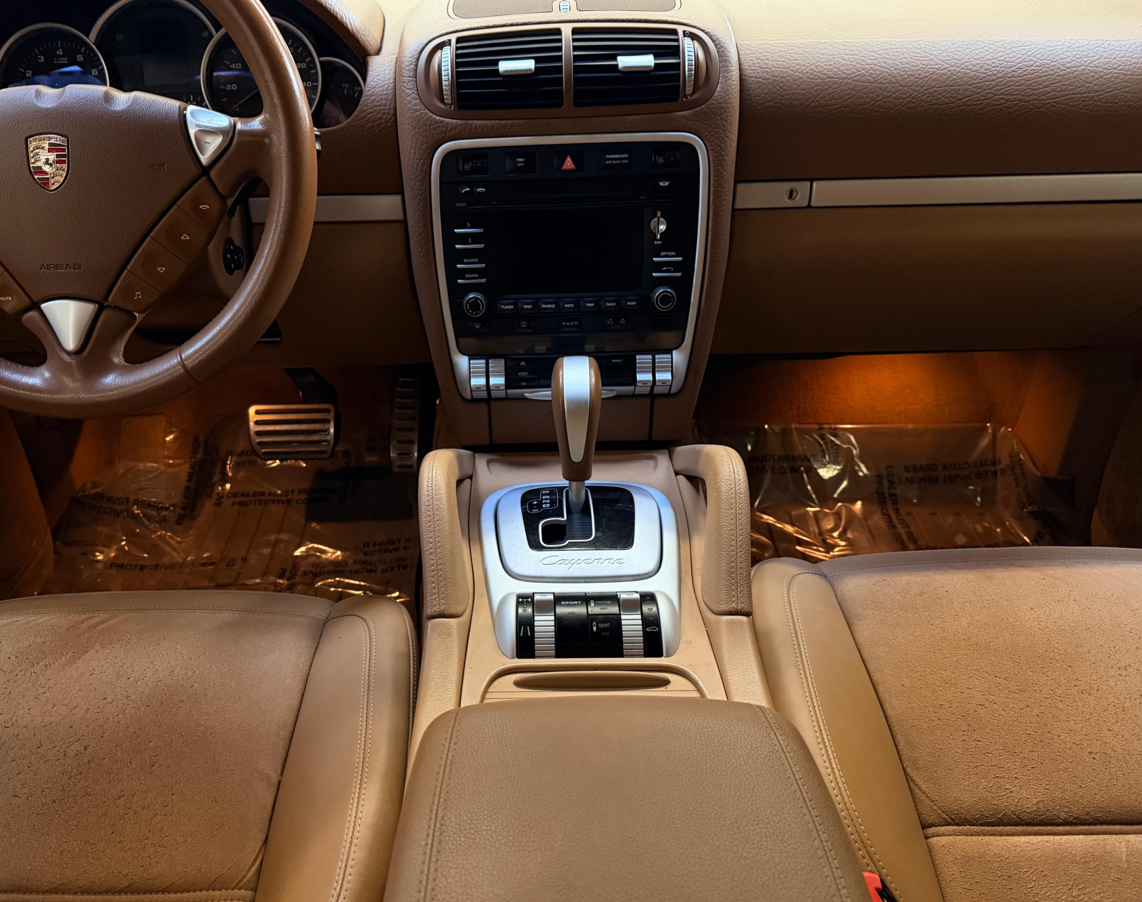 /hcwenterprisecorporation/2010-Porsche-Cayenne-07286325957538842.jpg