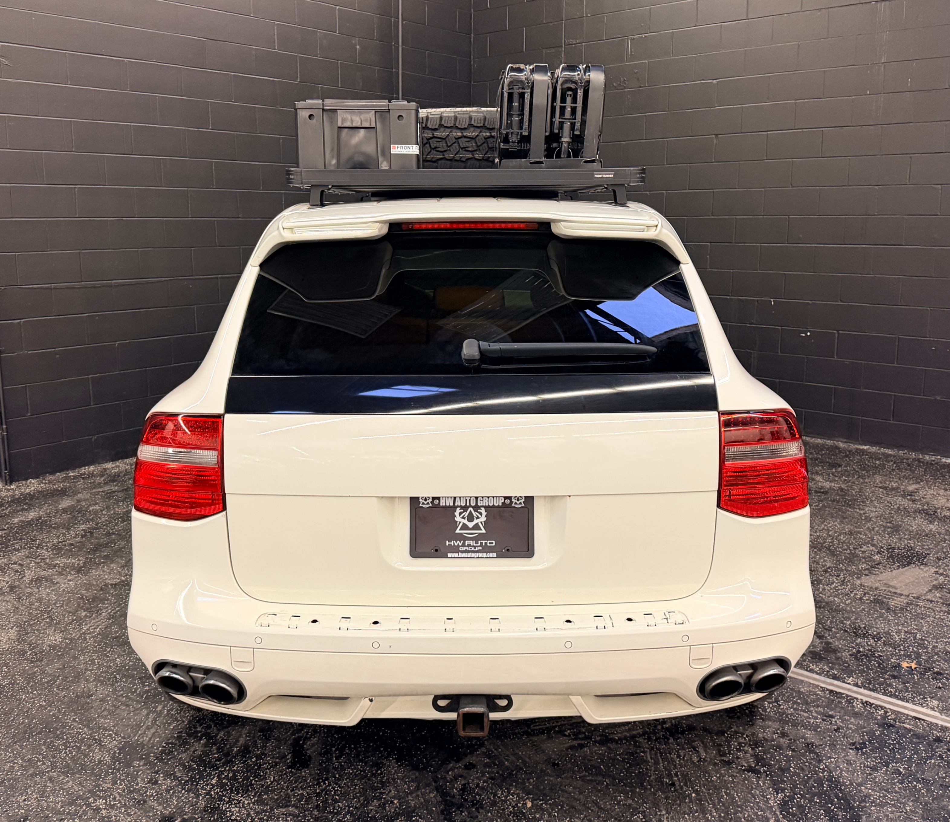 /hcwenterprisecorporation/2010-Porsche-Cayenne-3758293311668137.jpg
