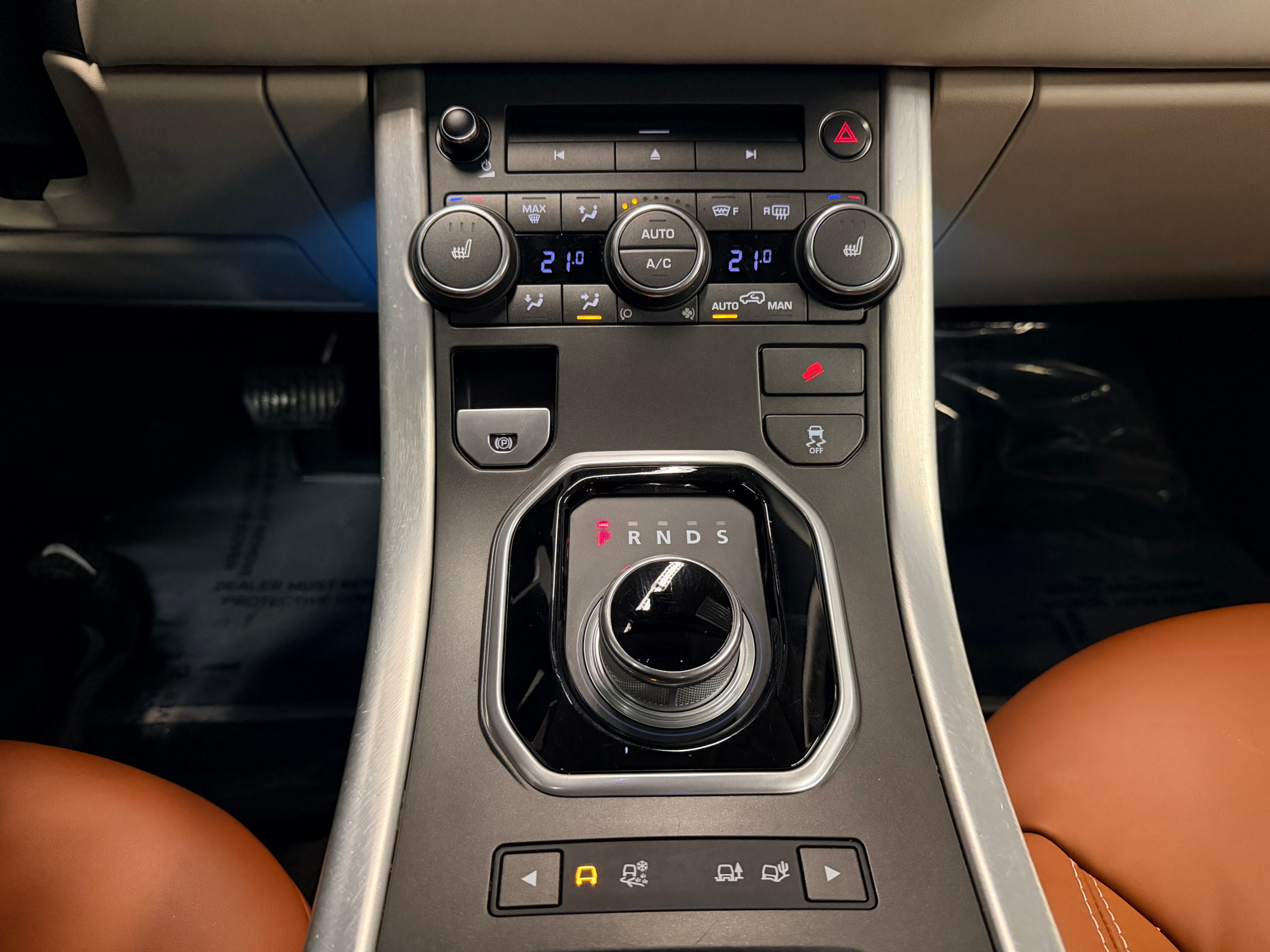 /hcwenterprisecorporation/2012-LandRover-RangeRover-029744109192548107.jpg