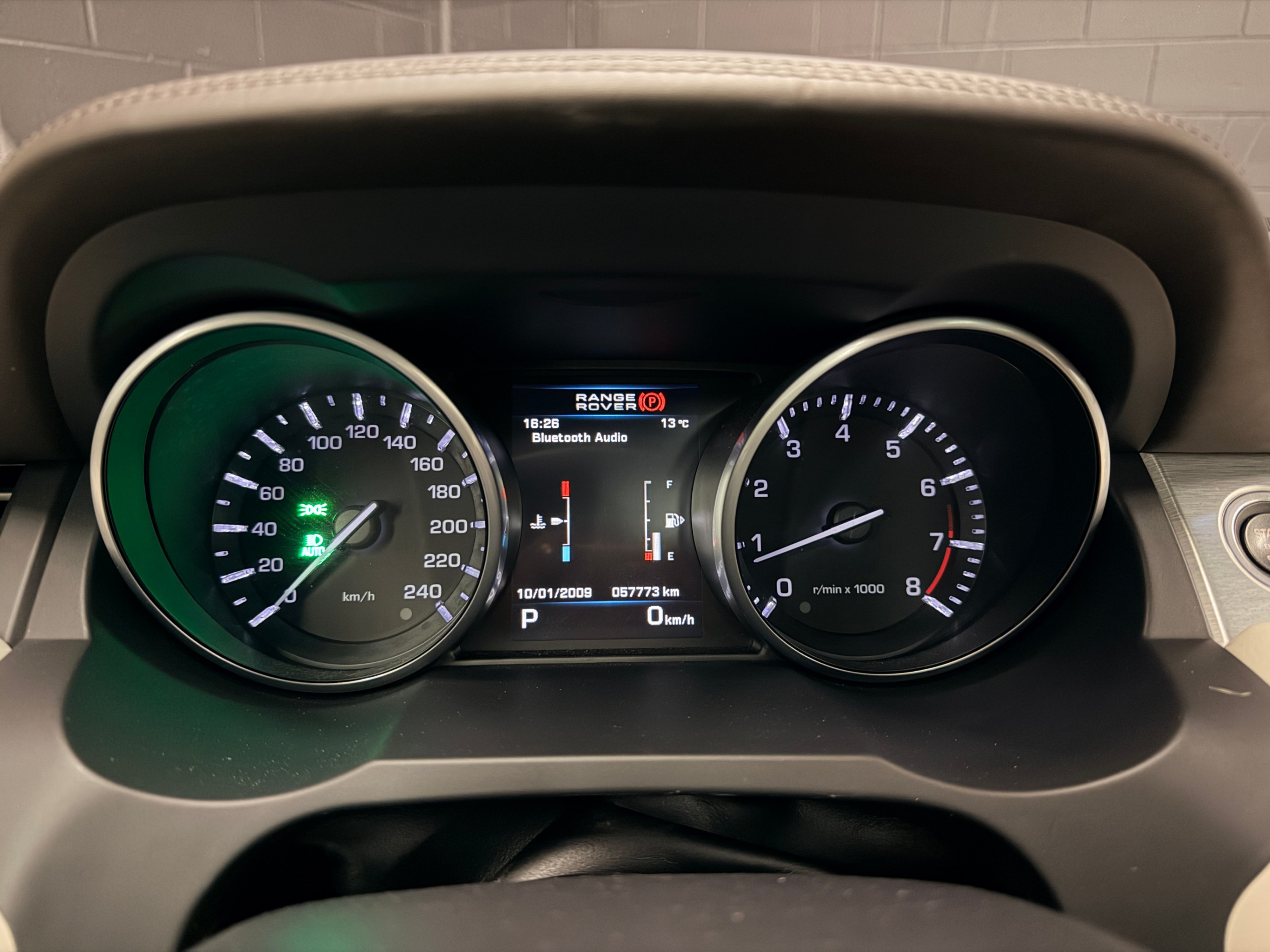 /hcwenterprisecorporation/2012-LandRover-RangeRover-9630514099559104.jpg