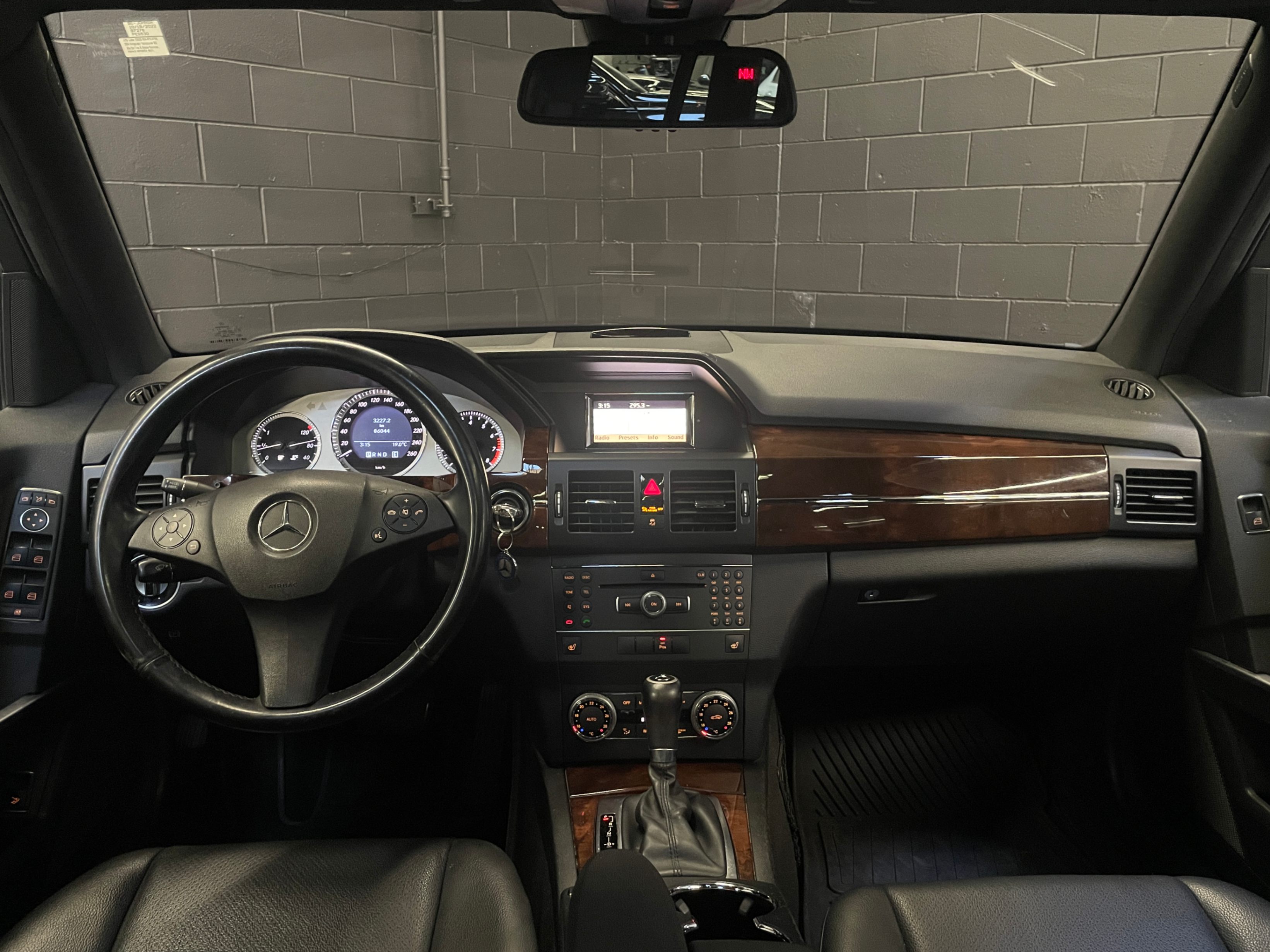 /hcwenterprisecorporation/2012-Mercedes-Benz-GLK-Class-31098981876812637.jpg