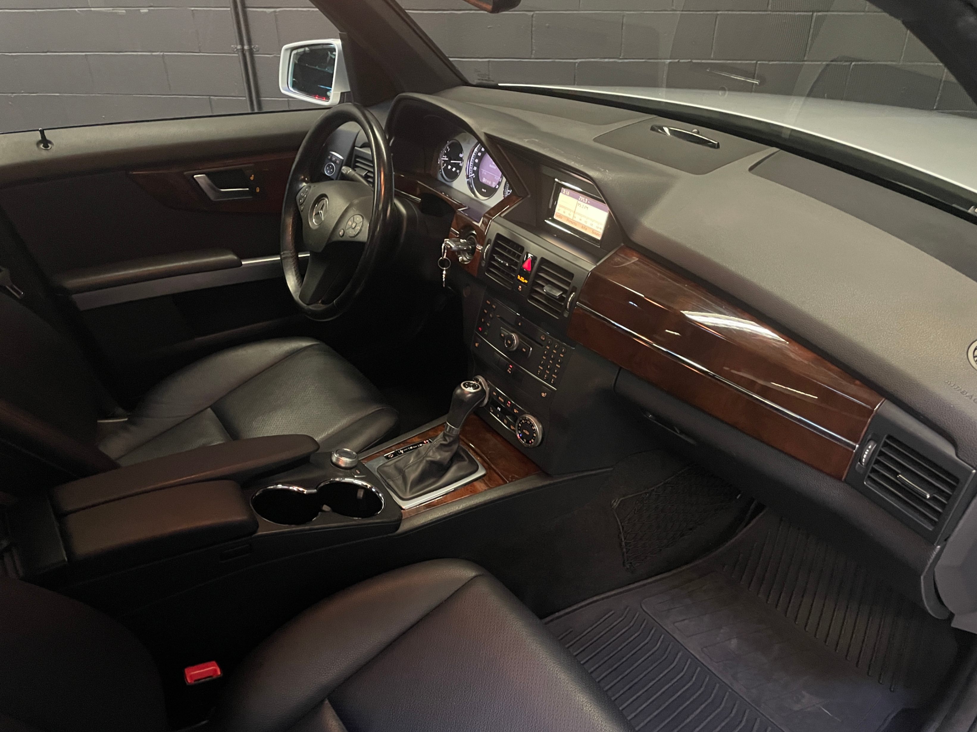 /hcwenterprisecorporation/2012-Mercedes-Benz-GLK-Class-32172157128678935.jpg