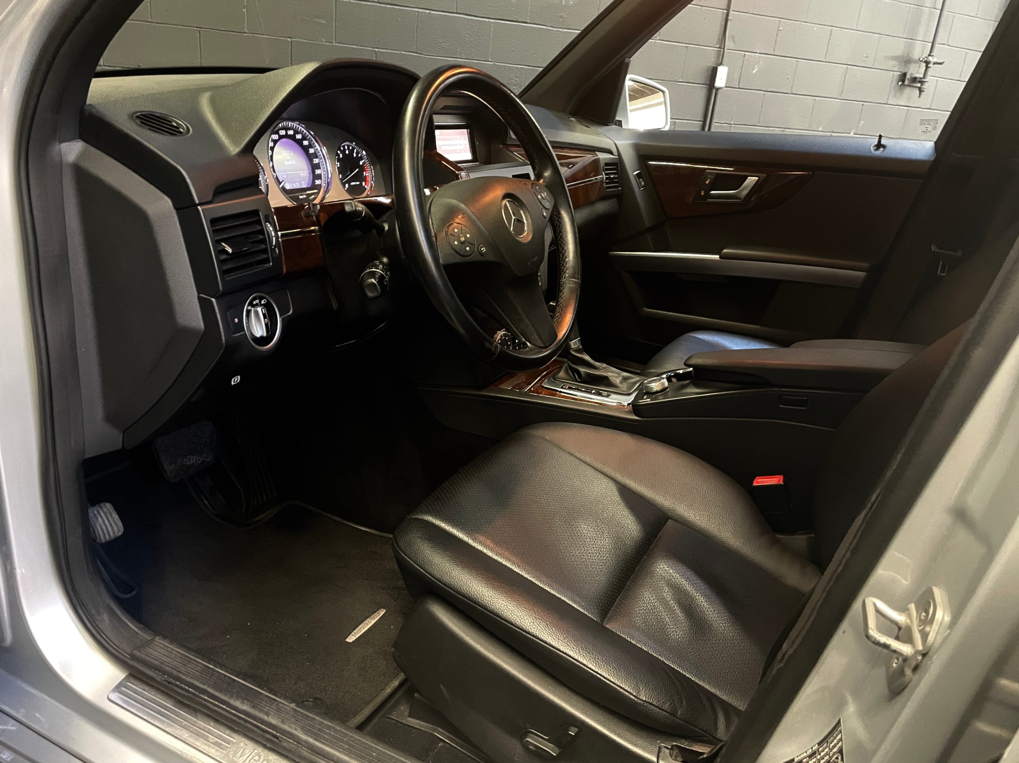 /hcwenterprisecorporation/2012-Mercedes-Benz-GLK-Class-34341474559276186.jpg
