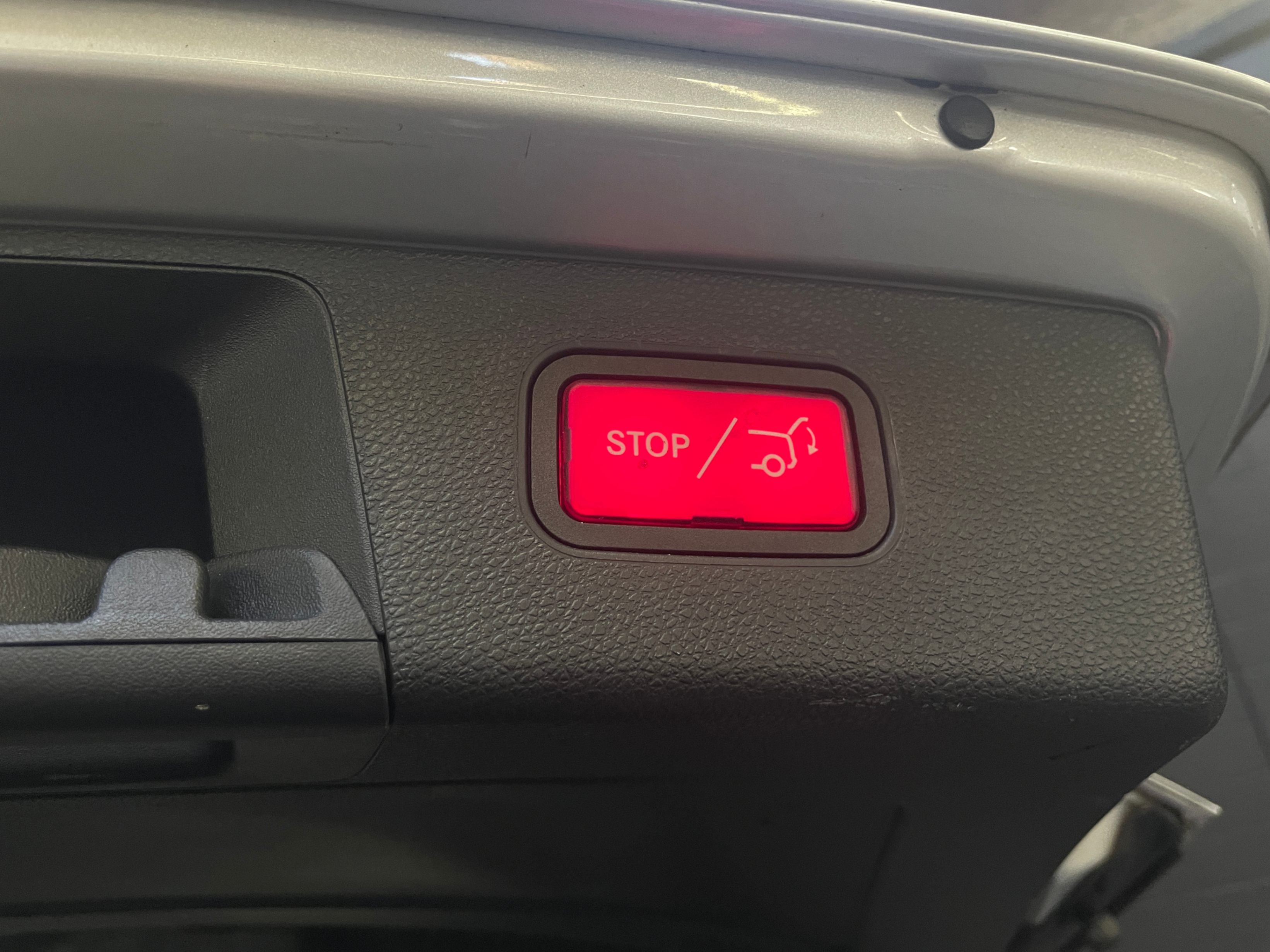 /hcwenterprisecorporation/2012-Mercedes-Benz-GLK-Class-6616014150073755.jpg