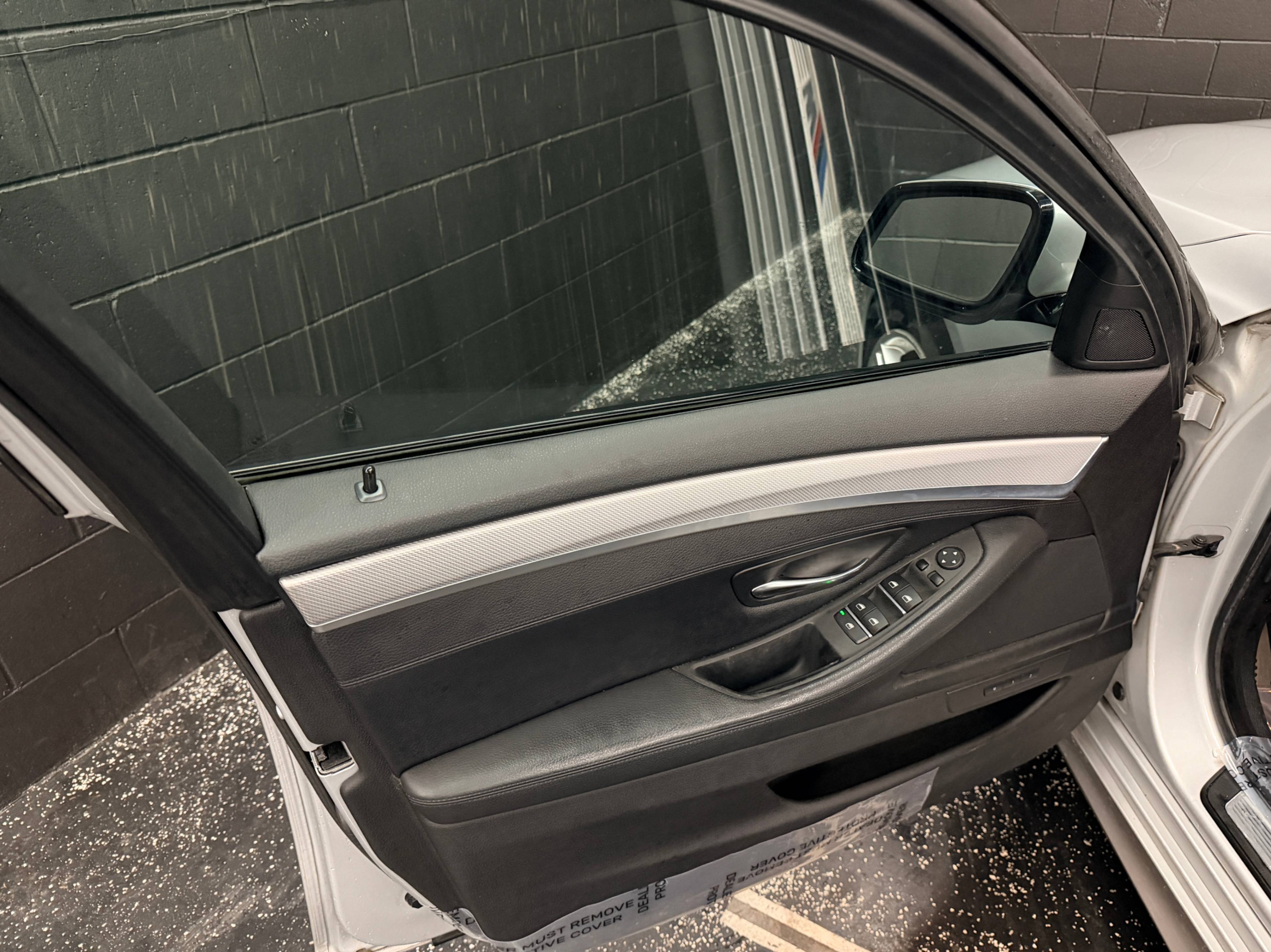 /hcwenterprisecorporation/2013-BMW-5-Series-3461203086412632.jpg