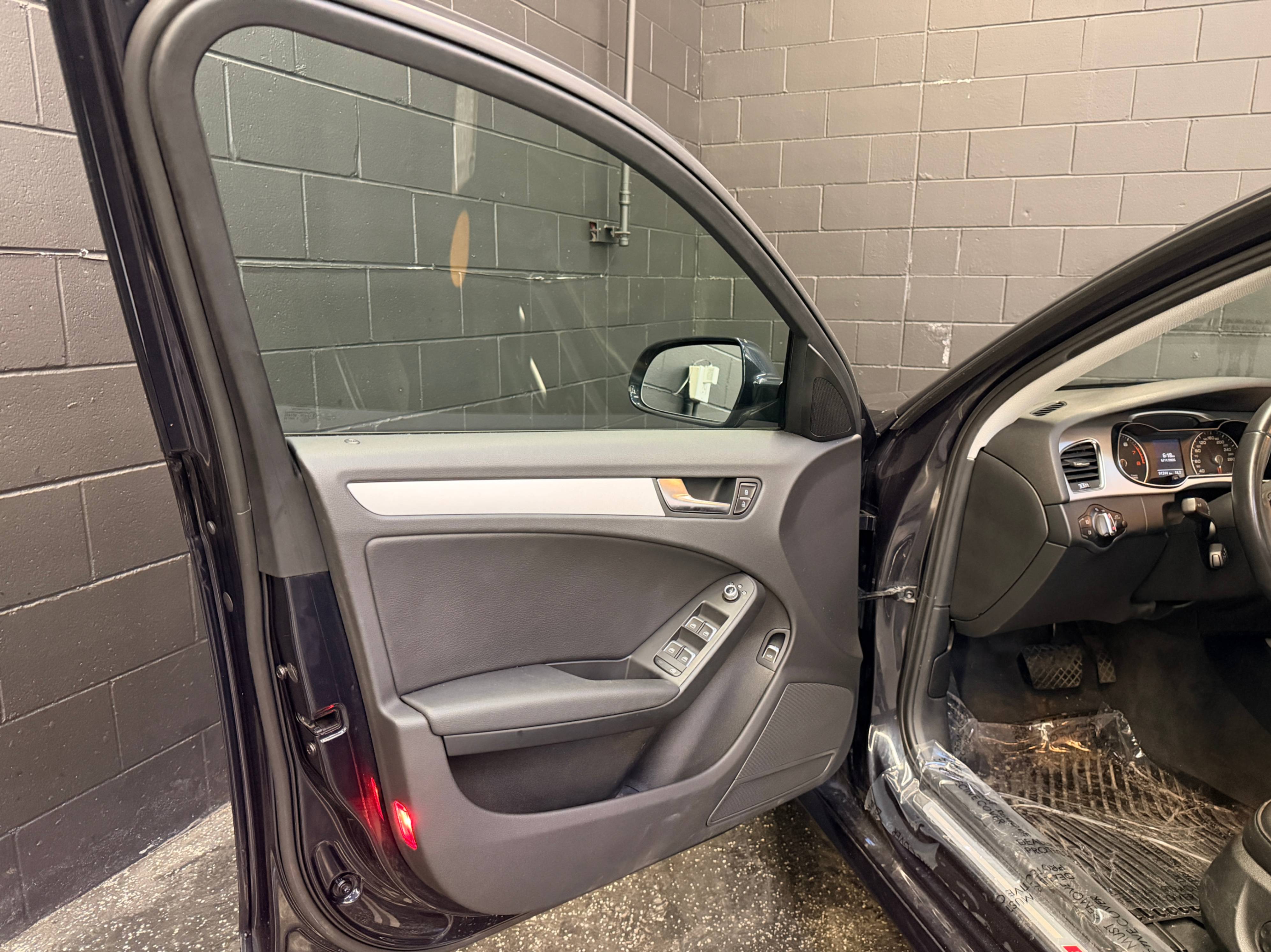 /hcwenterprisecorporation/2016-Audi-A4-0872020904972779.jpg
