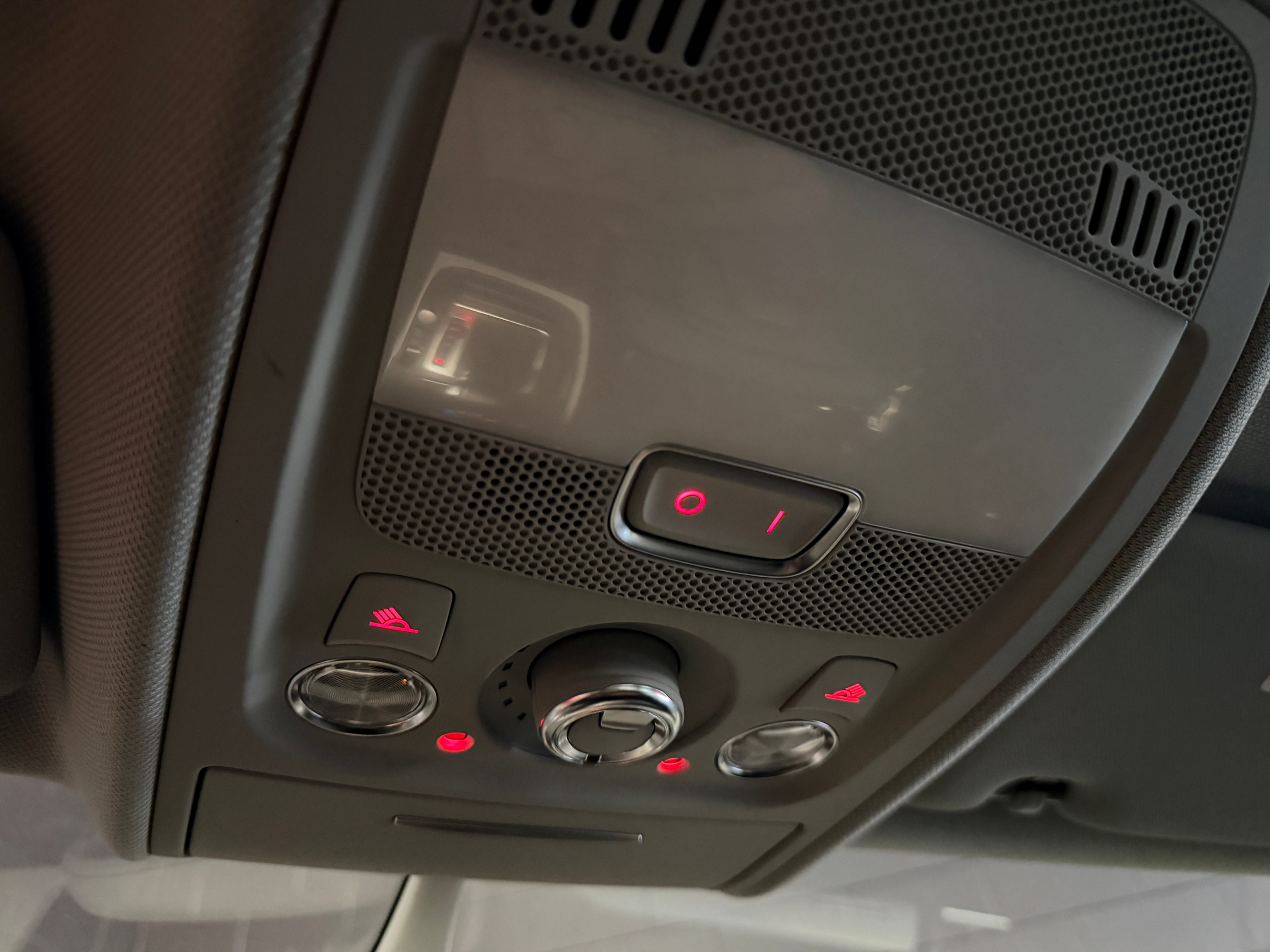 /hcwenterprisecorporation/2016-Audi-A4-4923864460640133.jpg