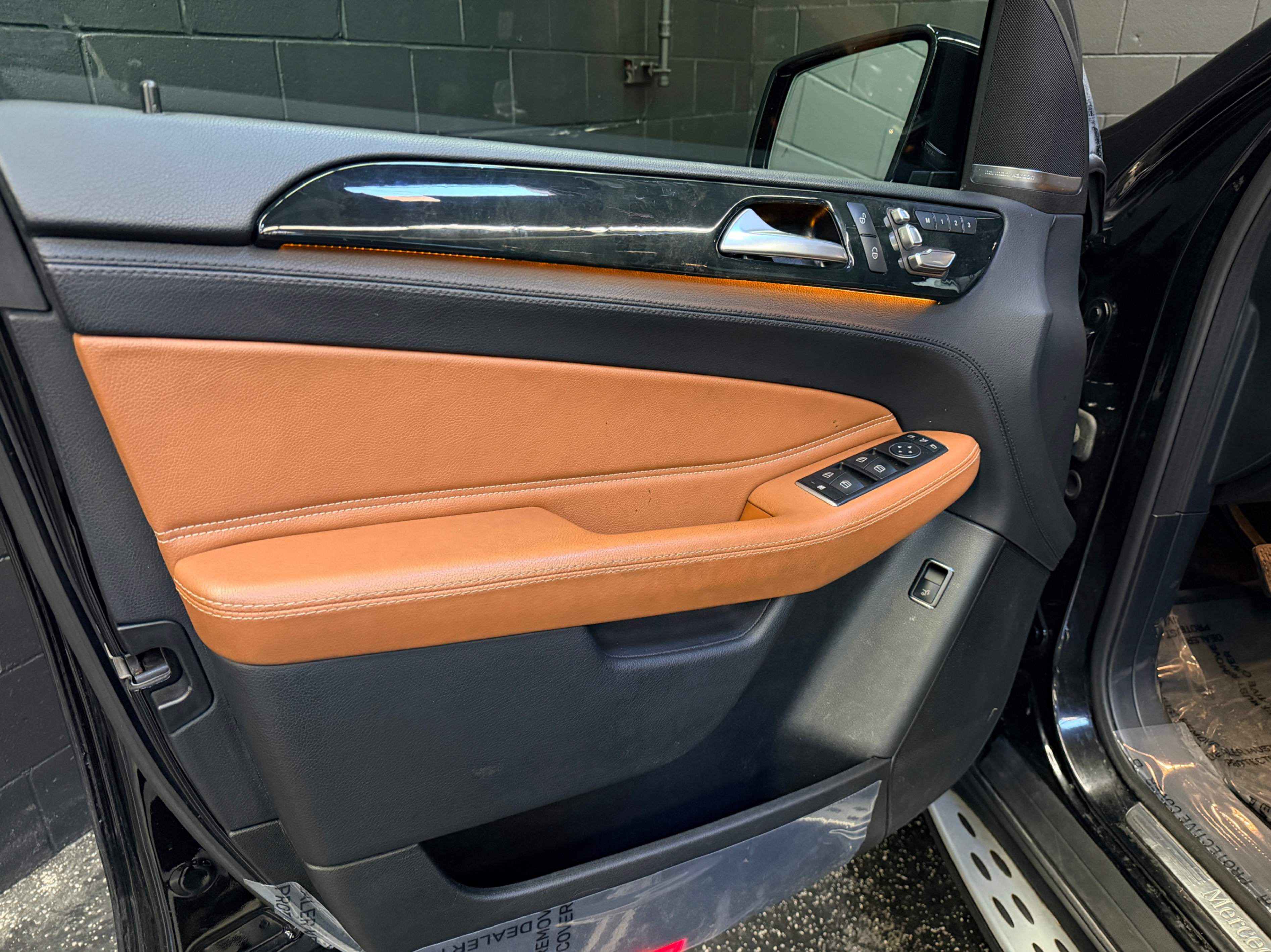 /hcwenterprisecorporation/2016-Mercedes-Benz-GLE-Class-8854234585923673.jpg