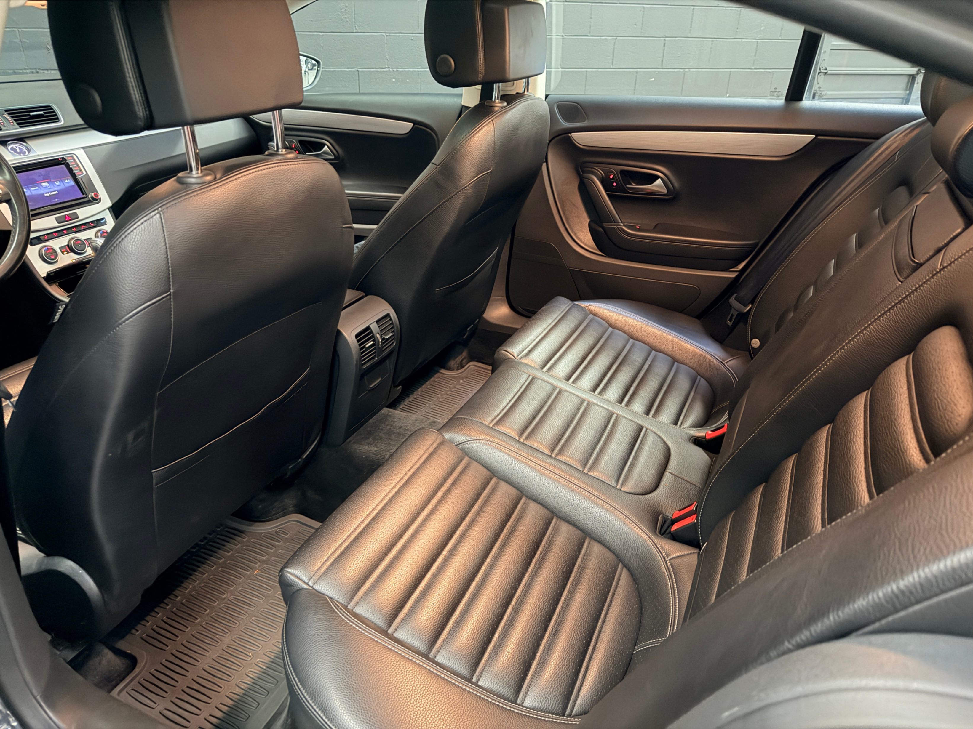 /hcwenterprisecorporation/2016-Volkswagen-CC-021626884366440446.jpg
