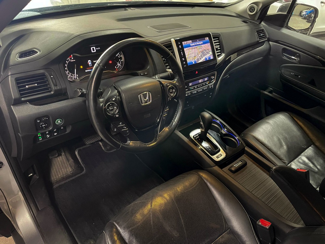 /hcwenterprisecorporation/2017-Honda-Ridgeline-014019268393949513.jpg