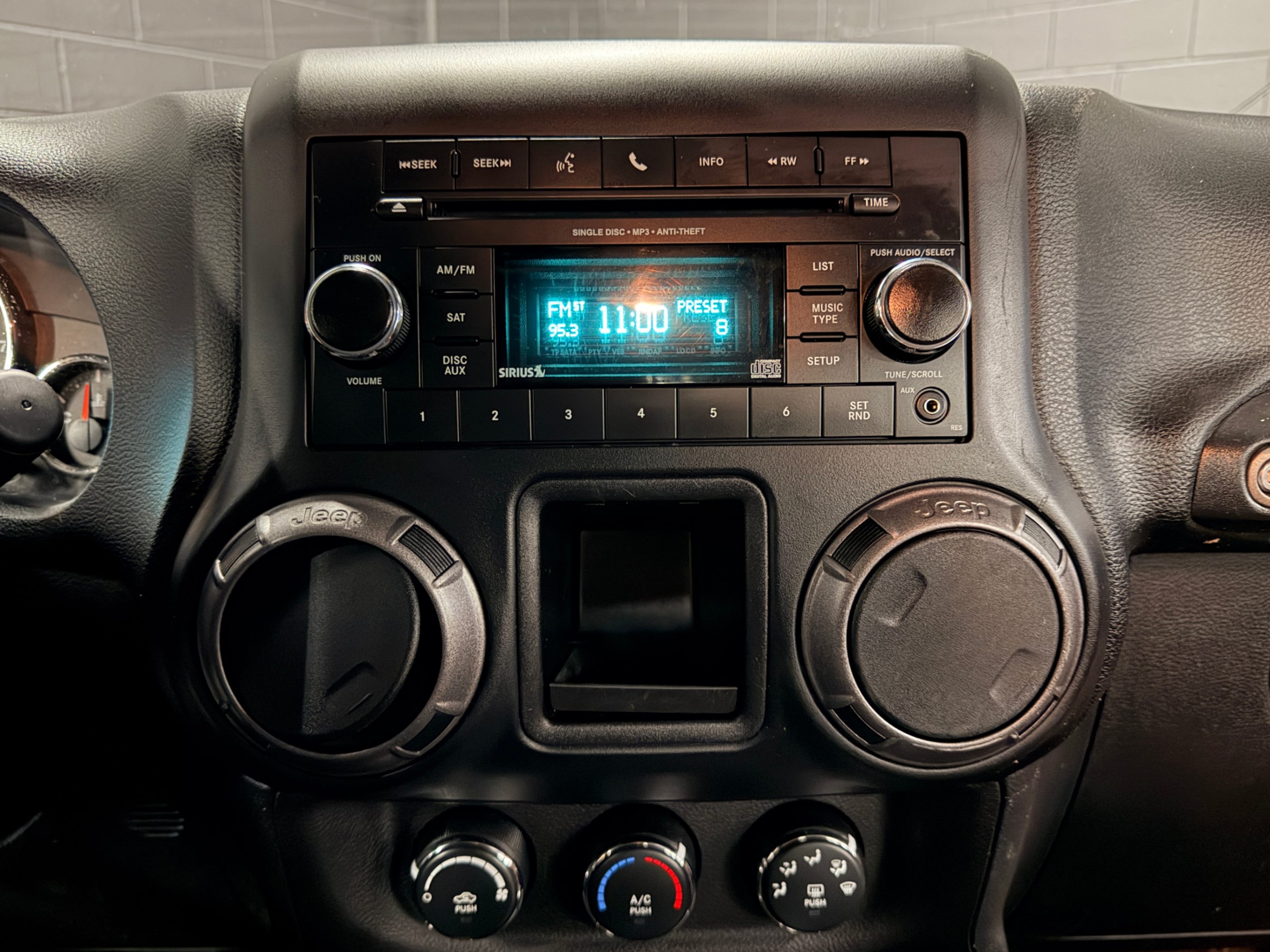 /hcwenterprisecorporation/2017-Jeep-Wrangler-7287221405245592.jpg