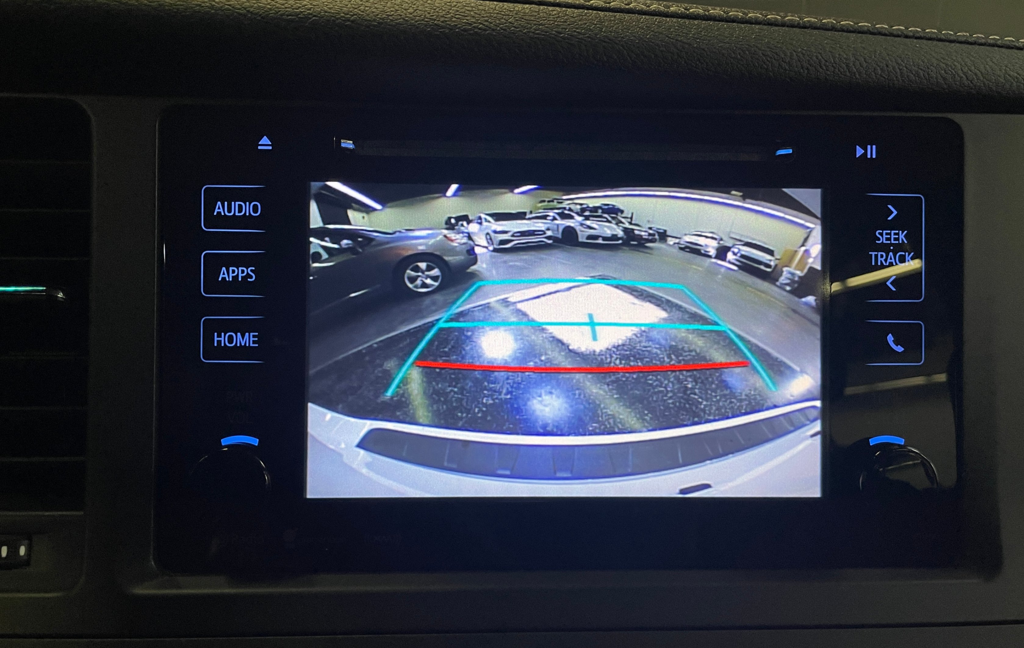 /hcwenterprisecorporation/2017-Toyota-Sienna-8562985529904943.jpg