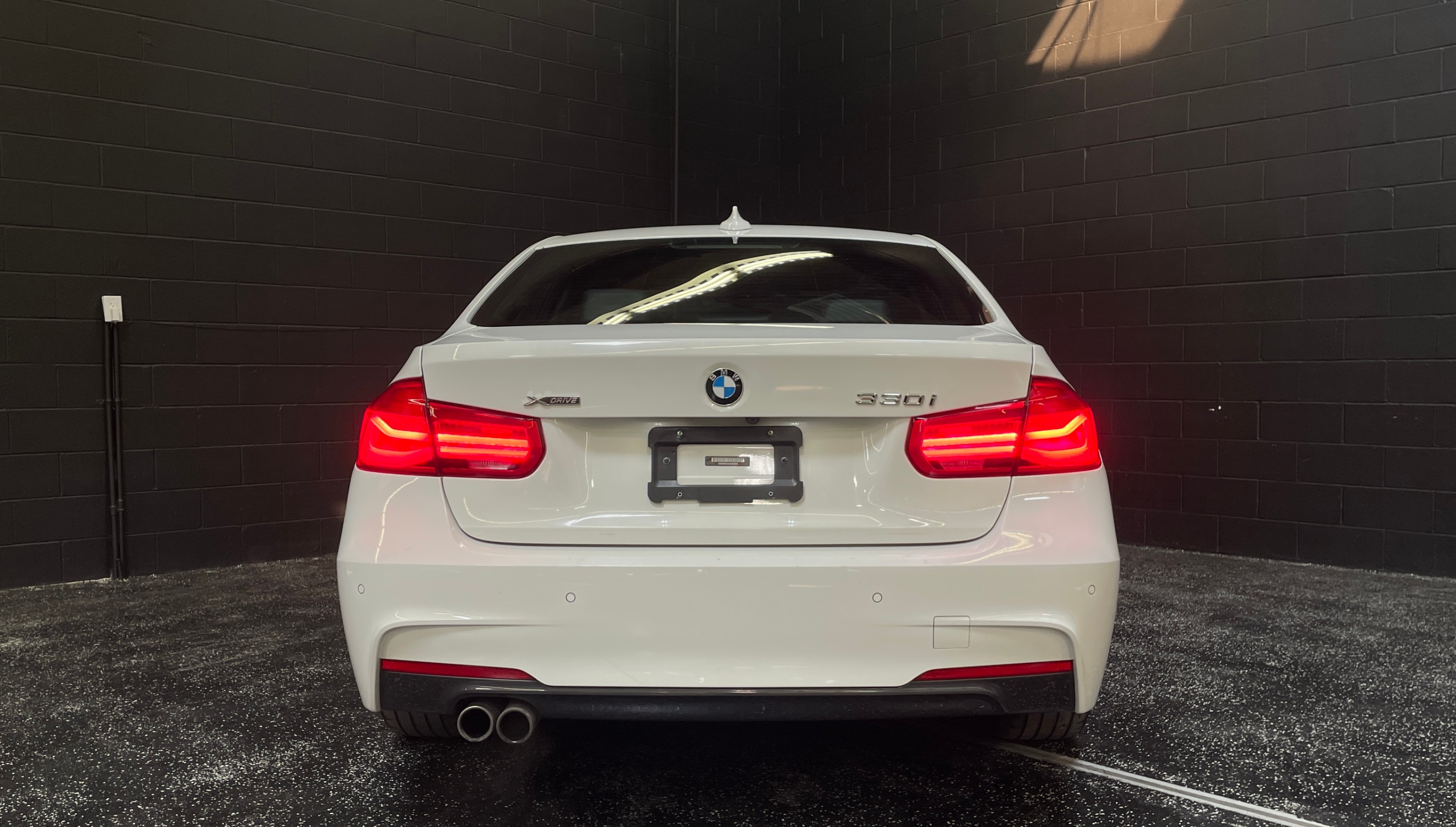 /hcwenterprisecorporation/2018-BMW-3Series-7023669423702039.jpg