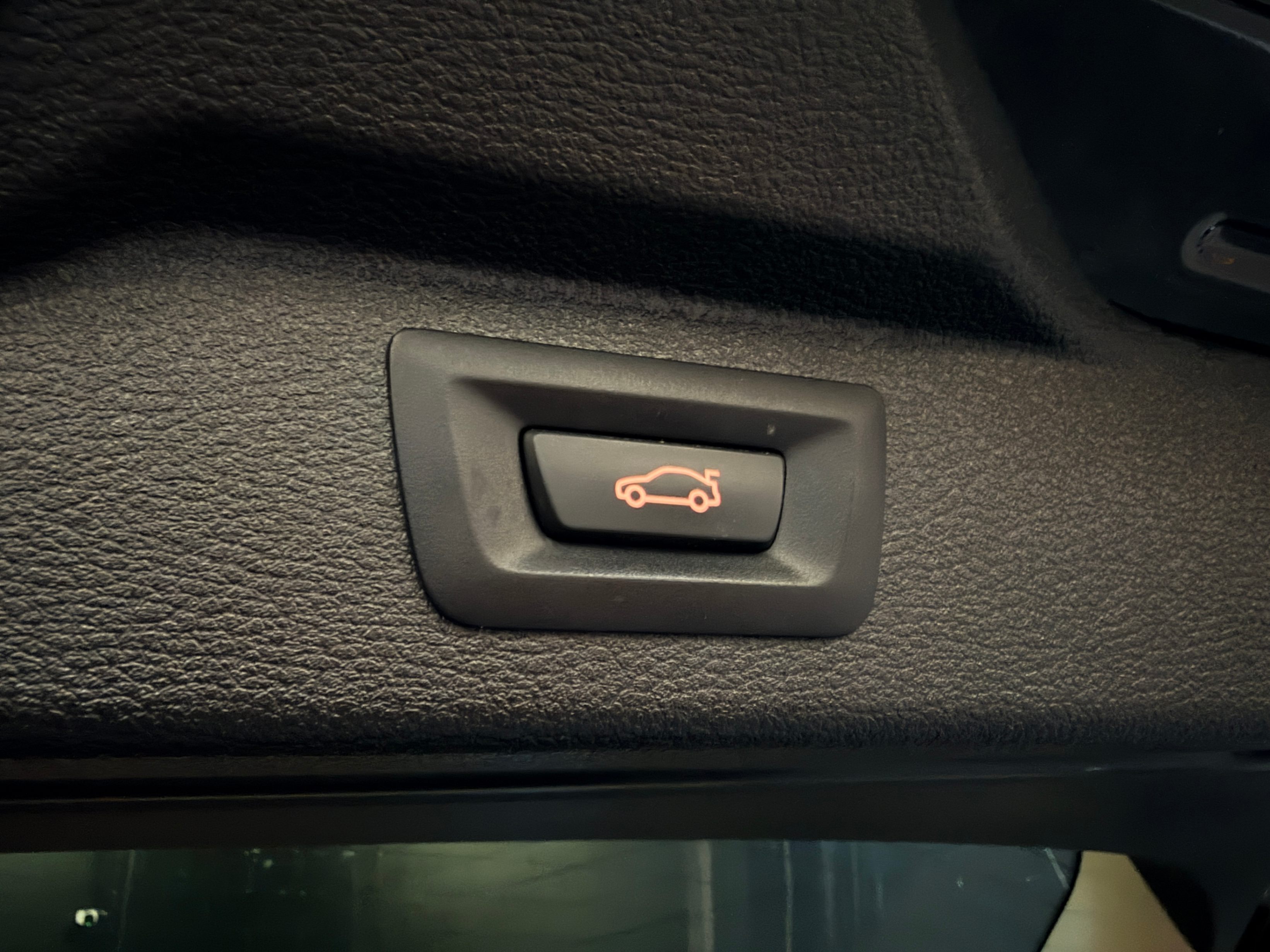 /hcwenterprisecorporation/2018-BMW-X5-9527218540698328.jpg