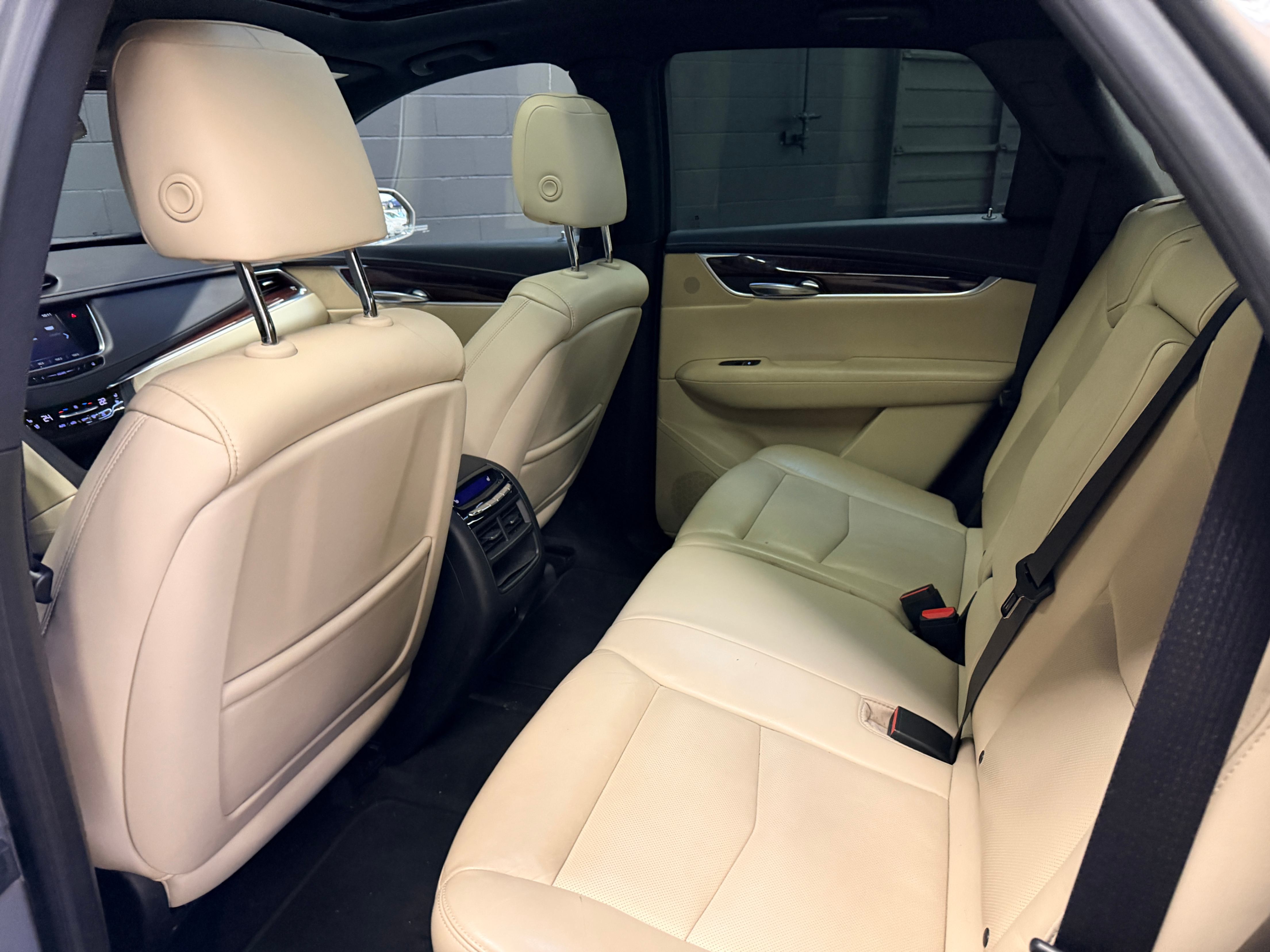 /hcwenterprisecorporation/2018-Cadillac-XT5-5209680535477306.jpg