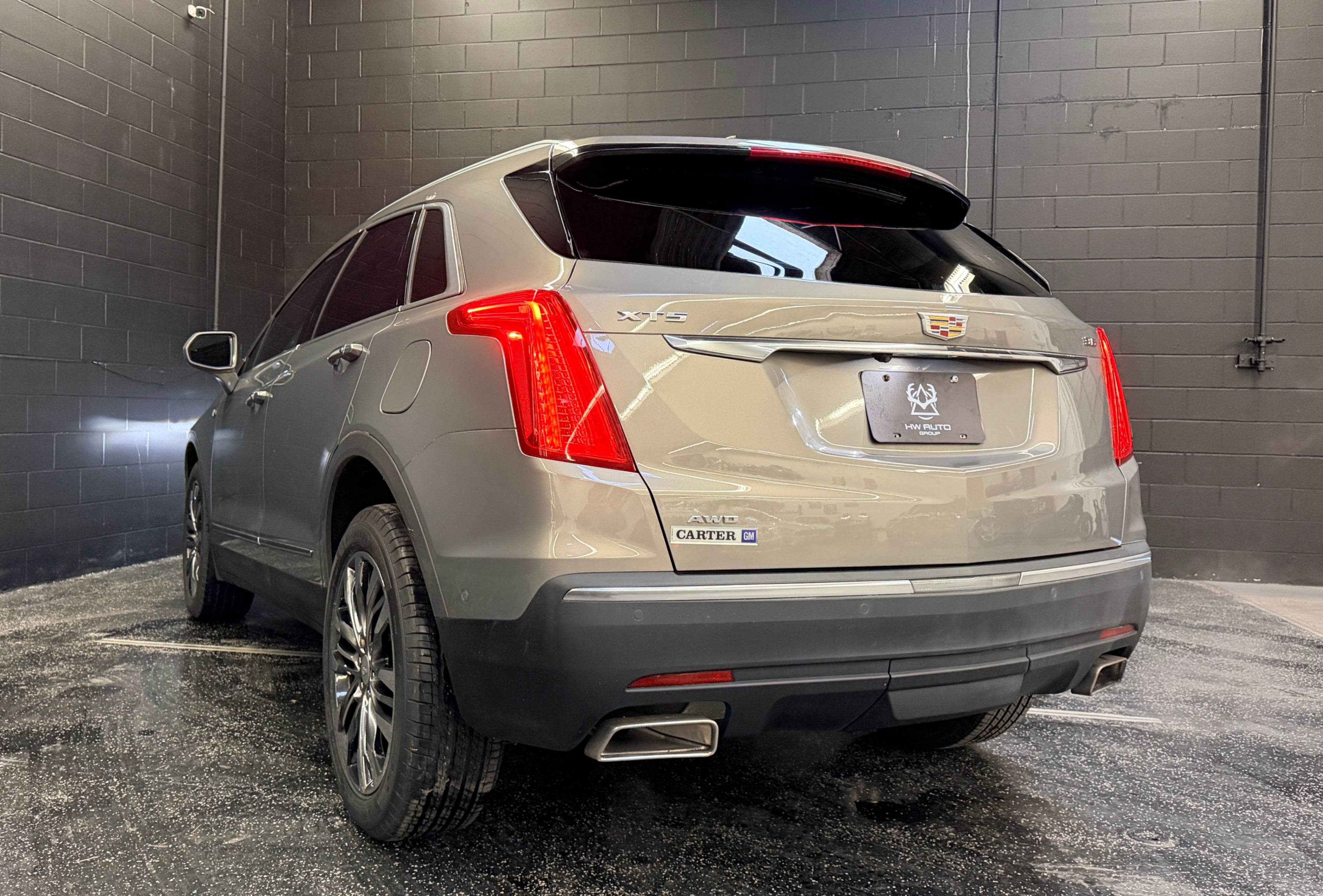 /hcwenterprisecorporation/2018-Cadillac-XT5-542191799280132.jpg